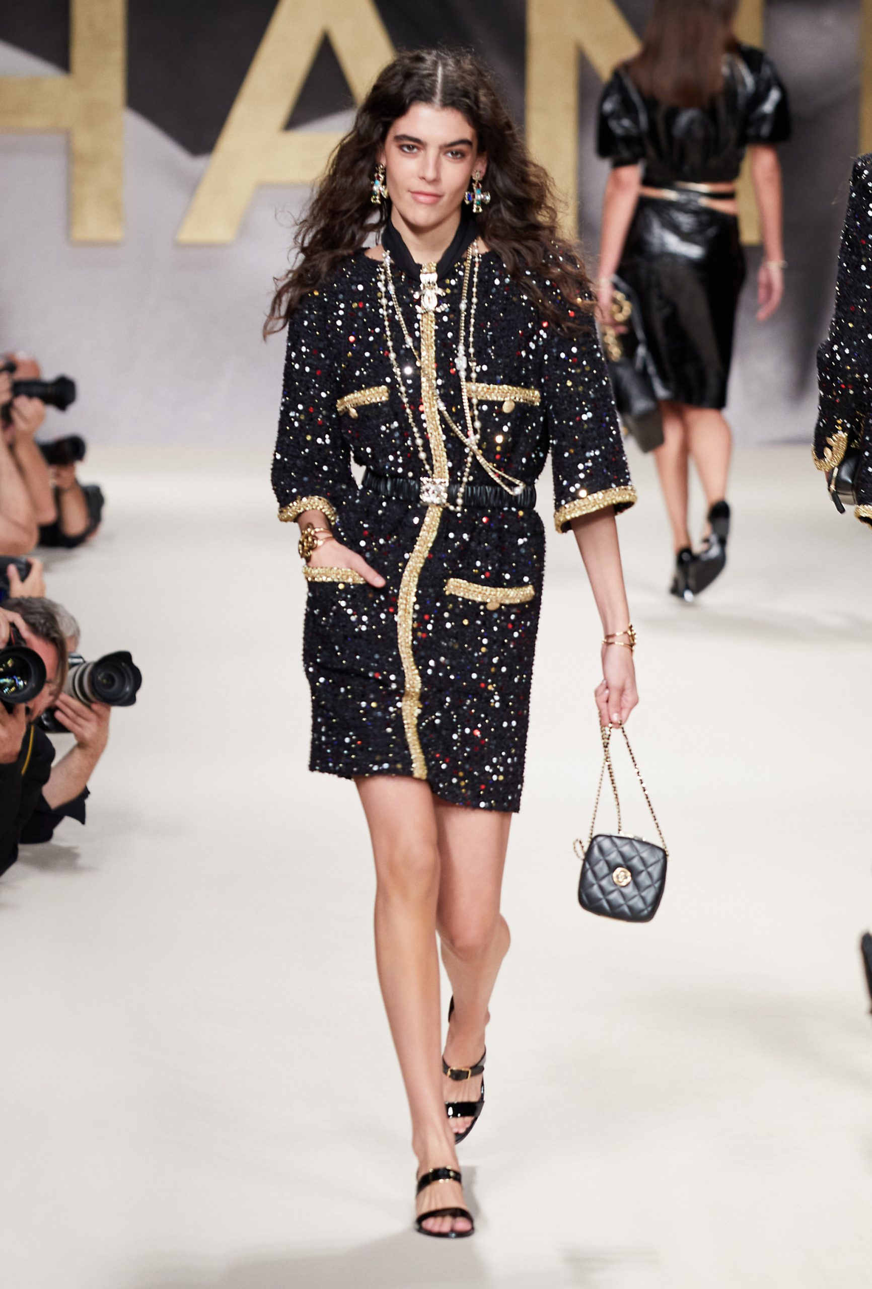 Chanel SS21 Look 17