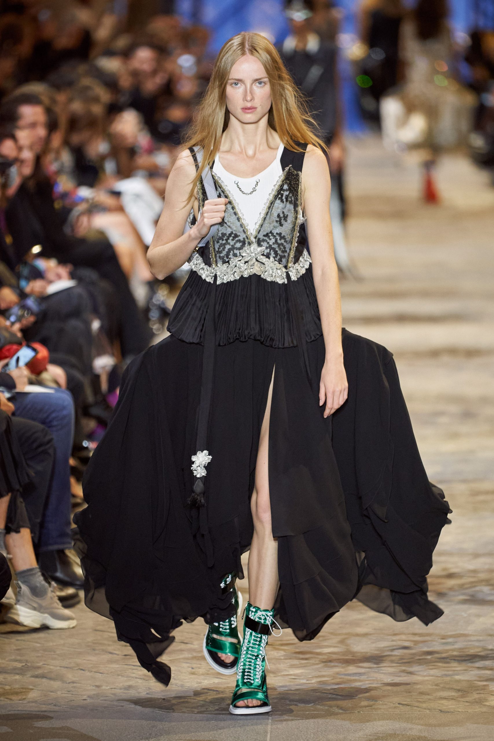 Louis Vuitton Look1