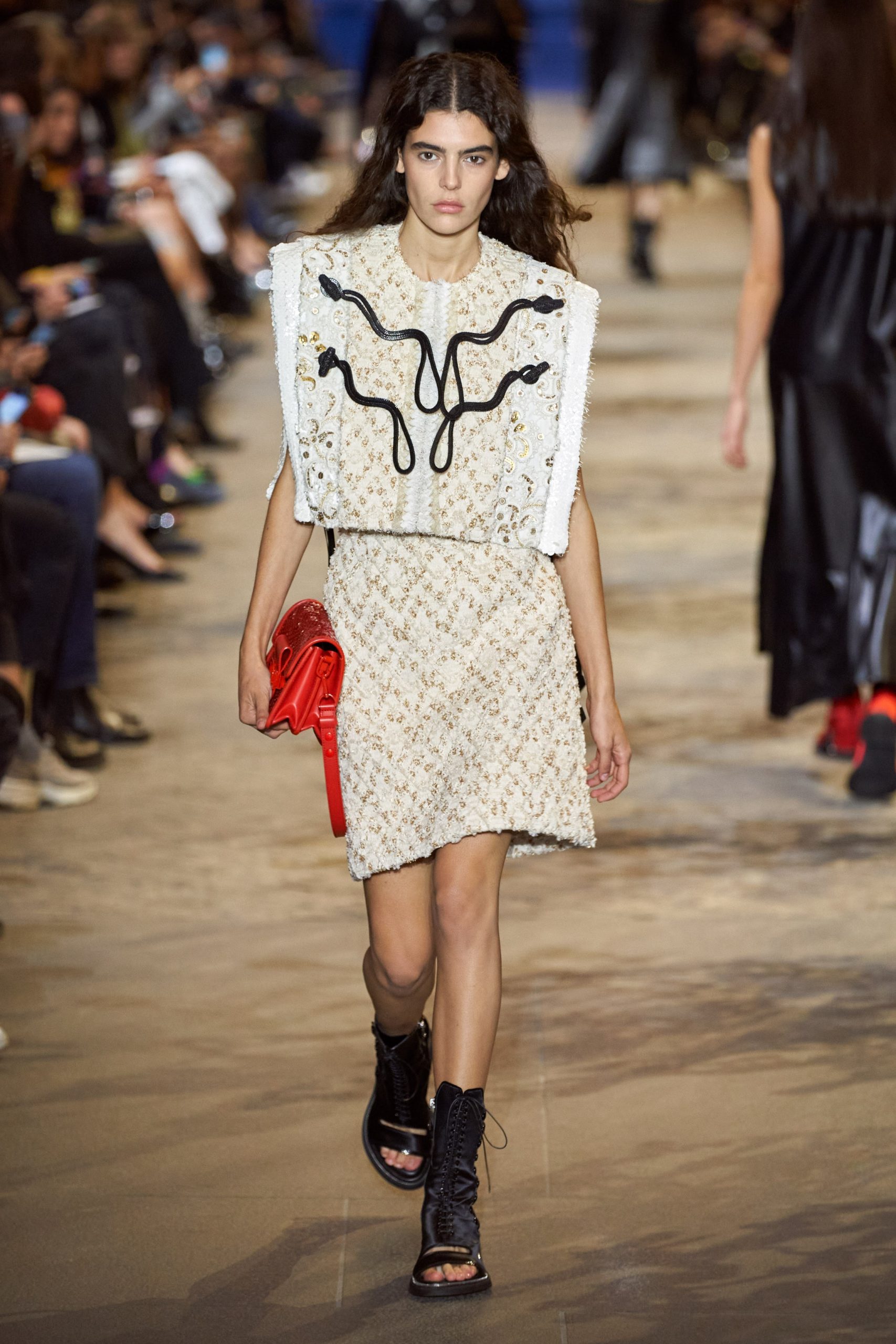 Louis Vuitton Look 26