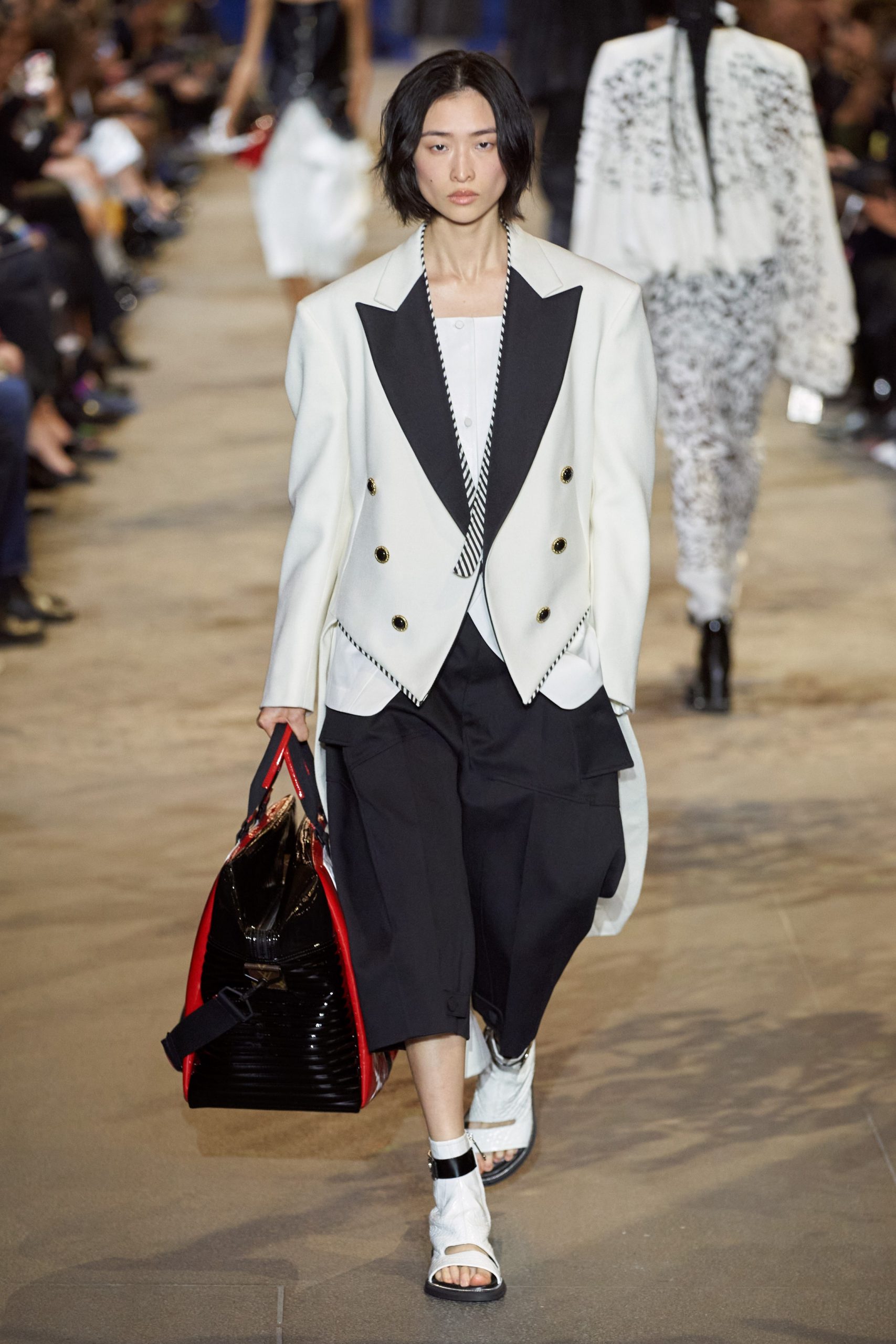 Look 38 LV