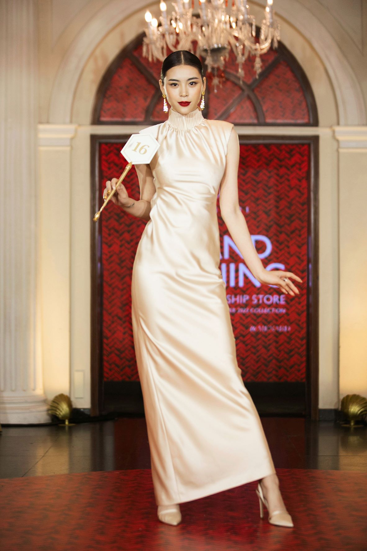 Cong Tri Xuân Hè 2022 look 16