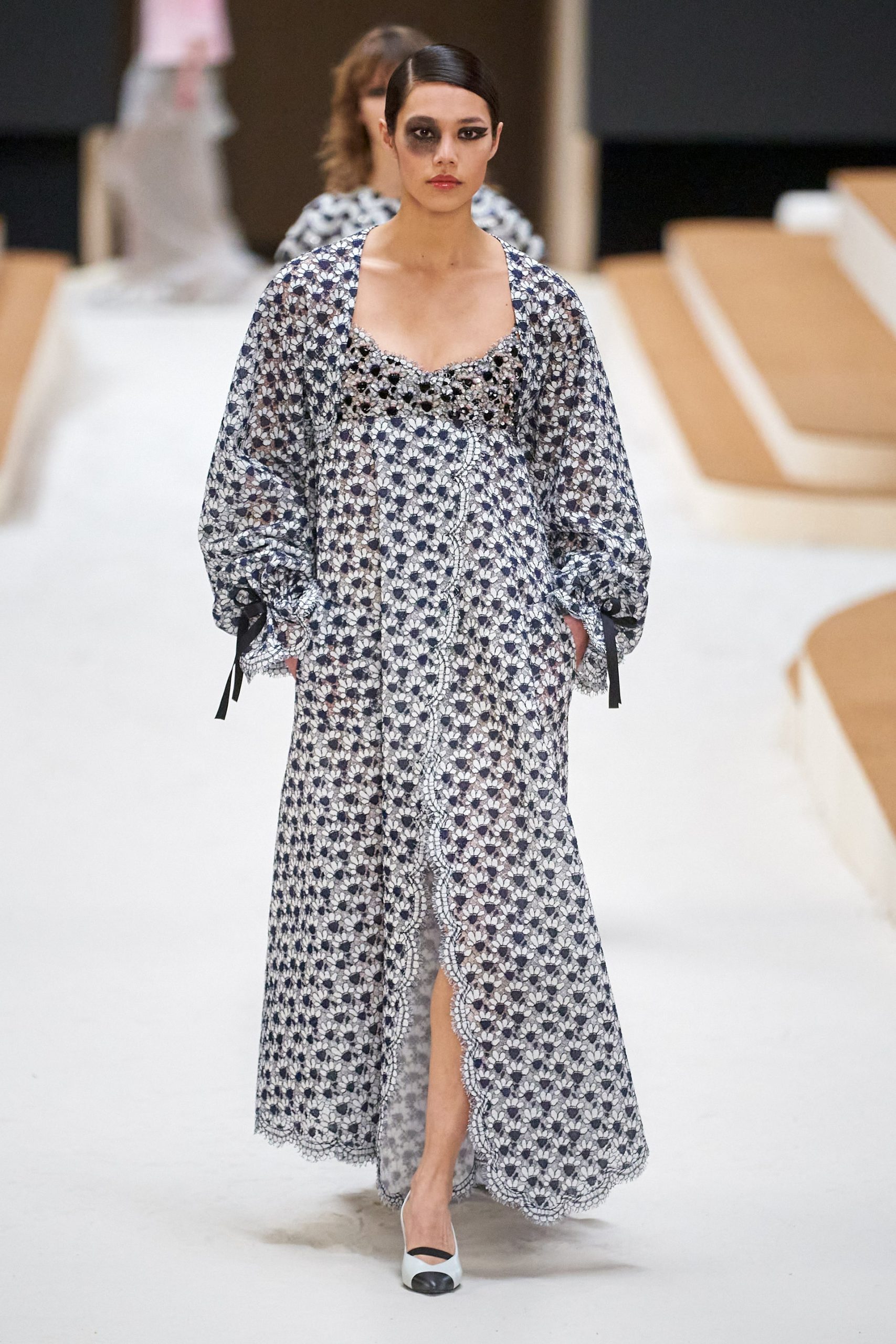 Chanel Couture Xuân Hè 2022 look 23