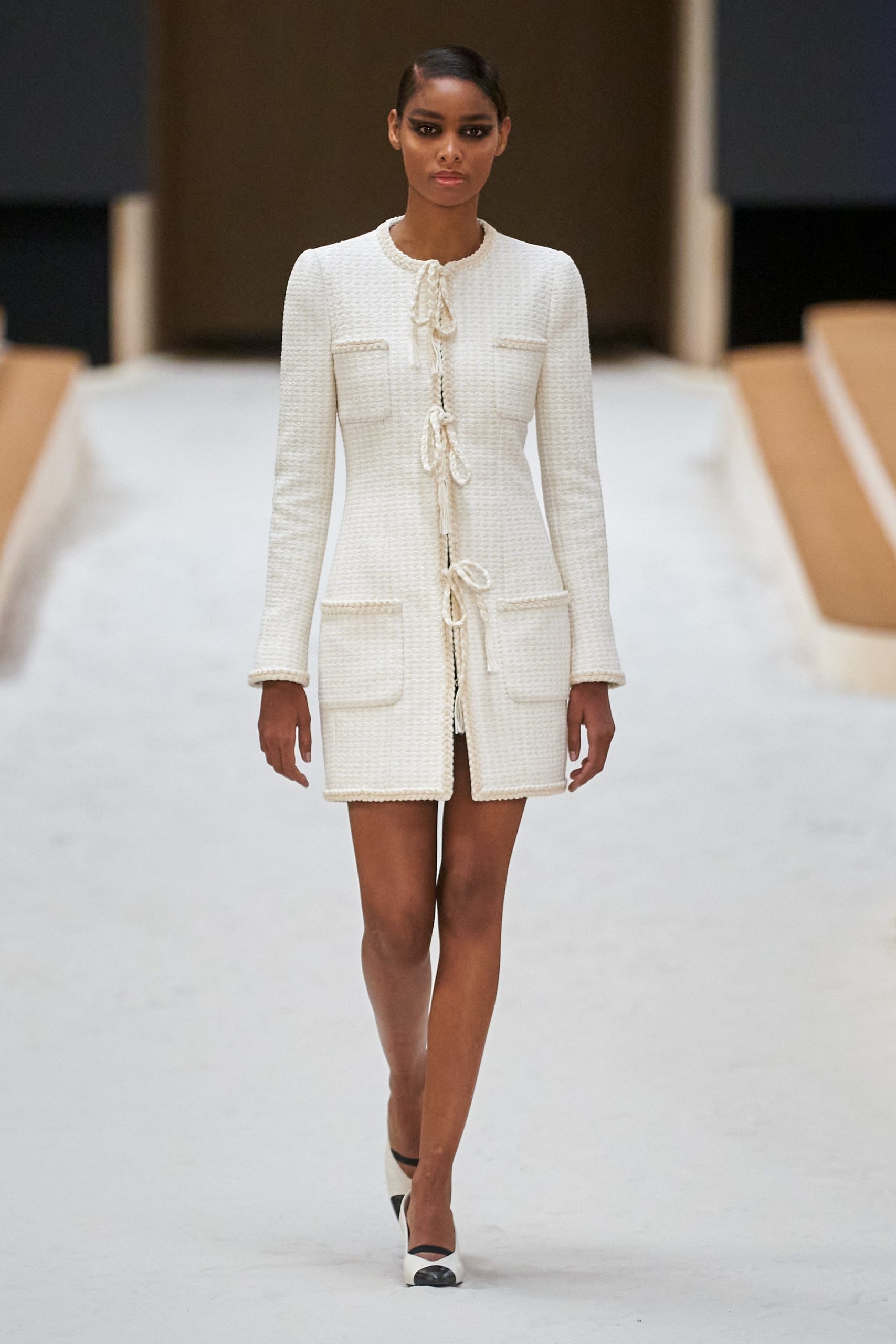 Chanel Couture Xuân Hè 2022 look 8
