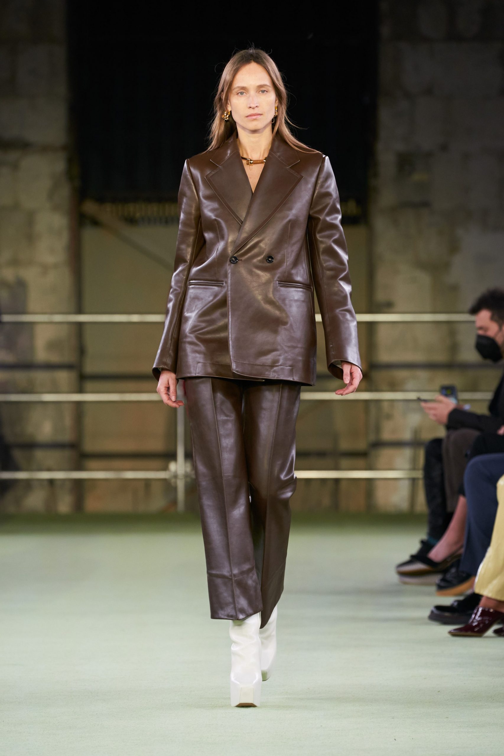 bottega veneta thu đông 2022 look 19