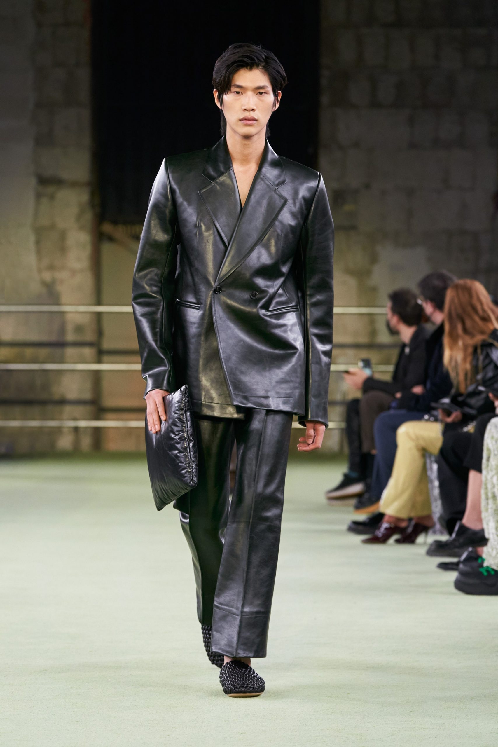 bottega veneta thu đông 2022 look 21