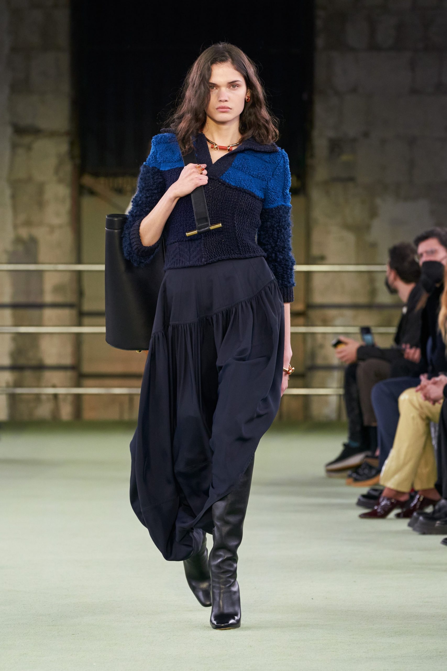 bottega veneta thu đông 2022 look 52