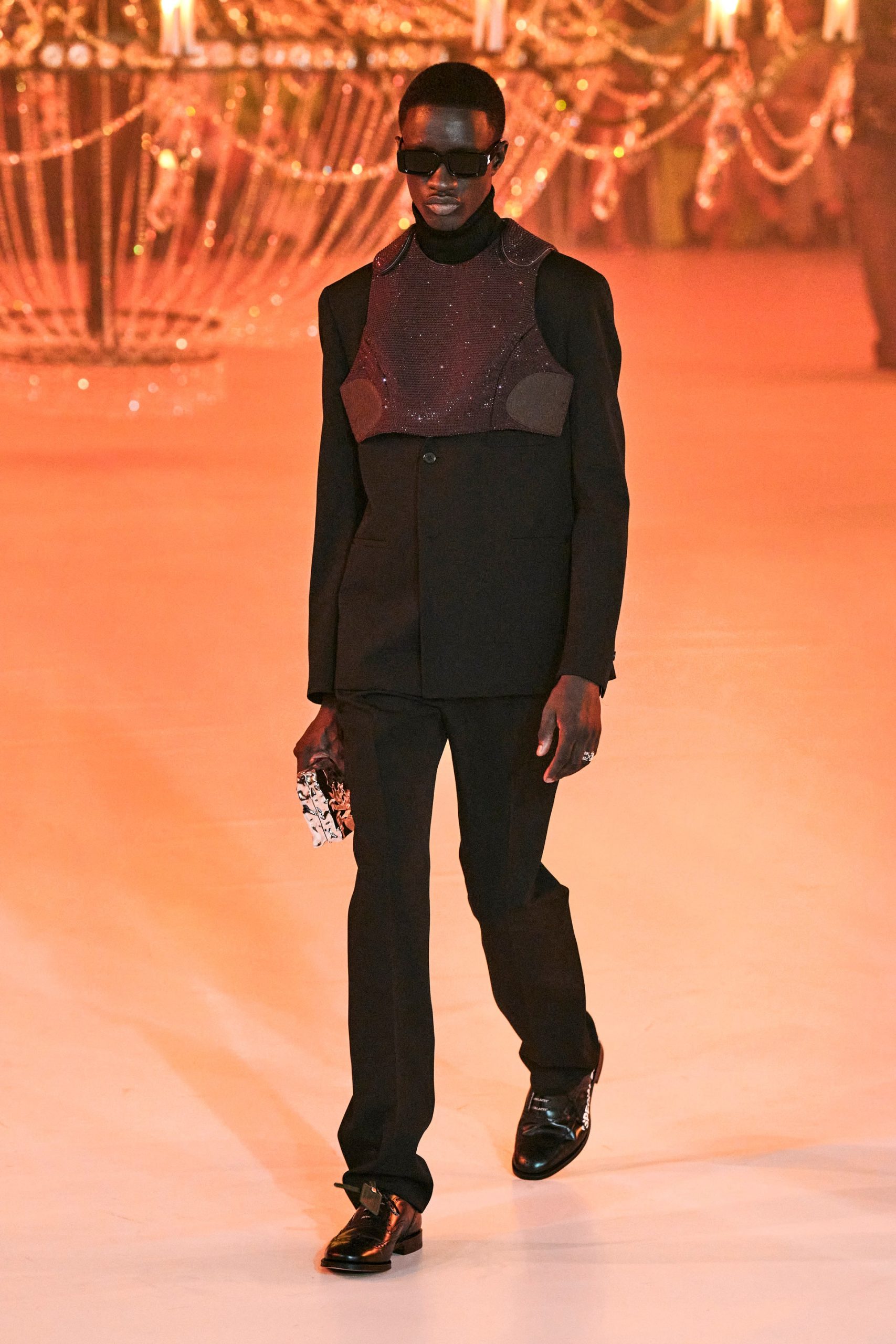 Off-White Thu Đông 2022 look 12