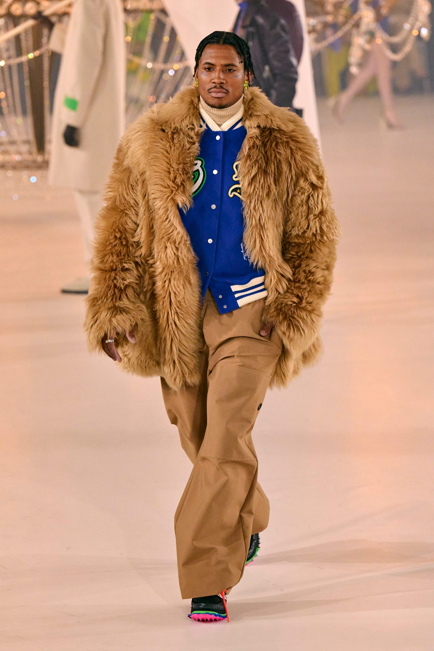 Off-White Thu Đông 2022 look 38