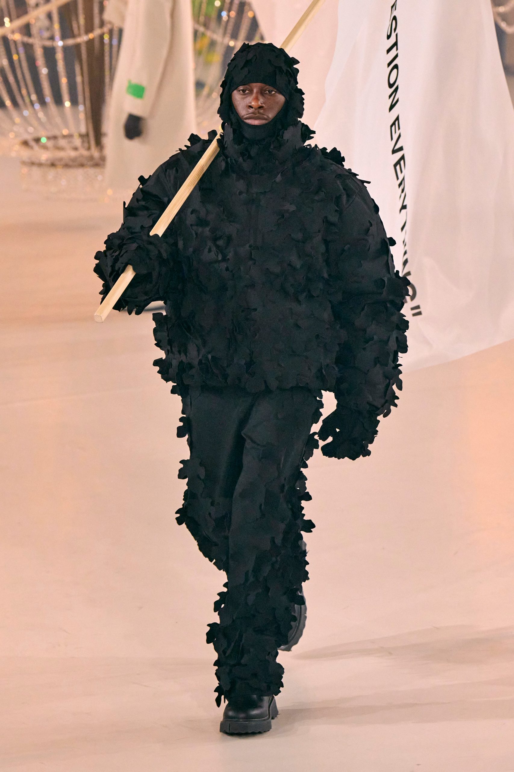 Off-White Thu Đông 2022 look 53