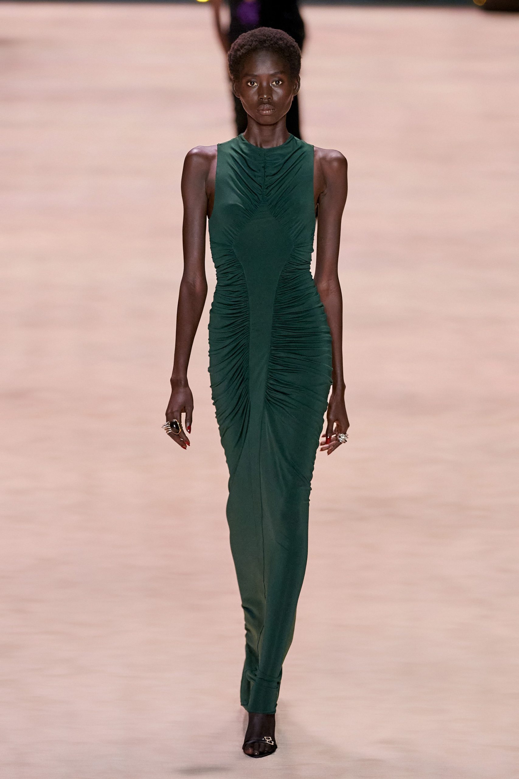 Saint Laurent ready-to-wear mùa Đông 2022 Look 26