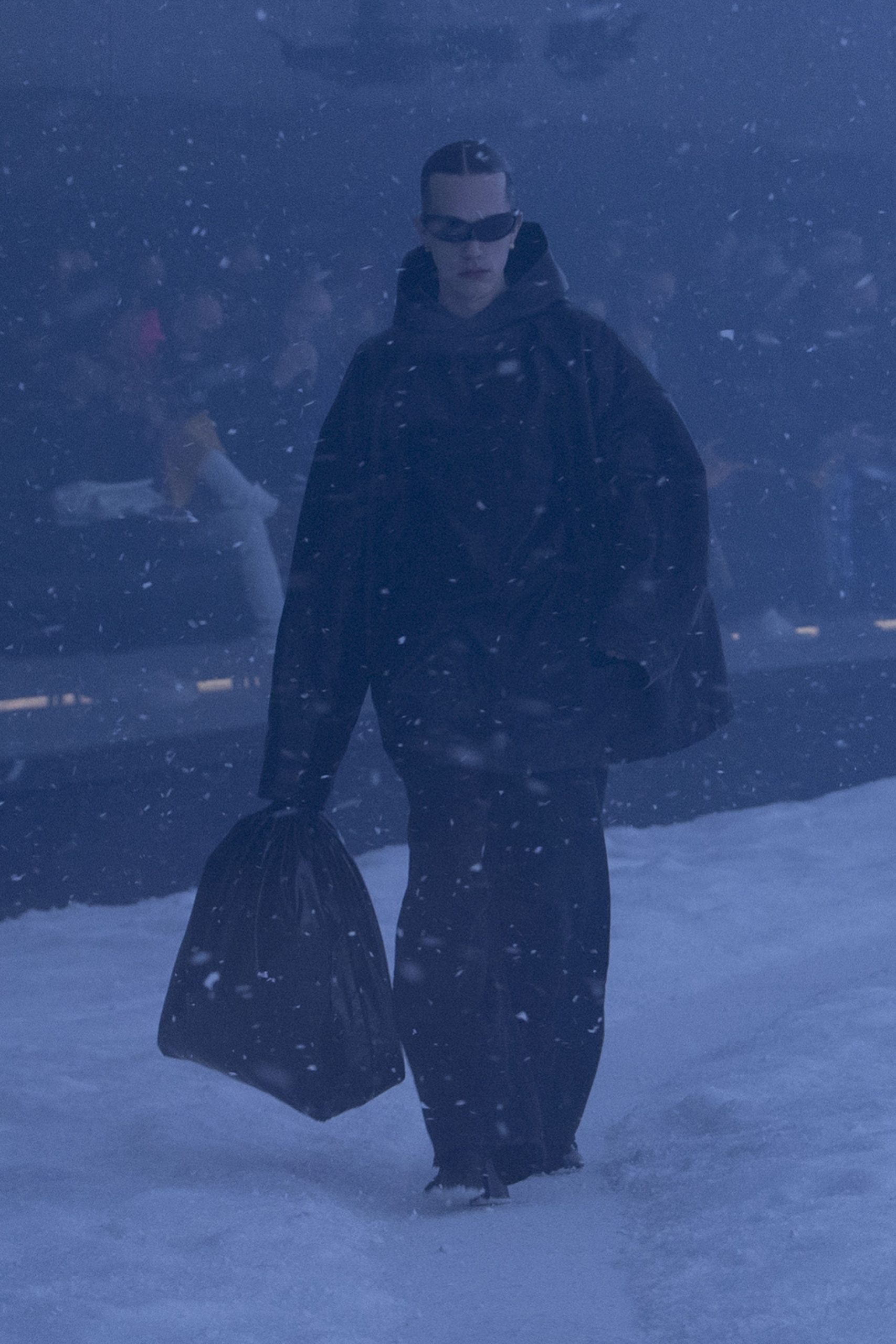 Balenciaga RTW Thu Đông 2022 look 56