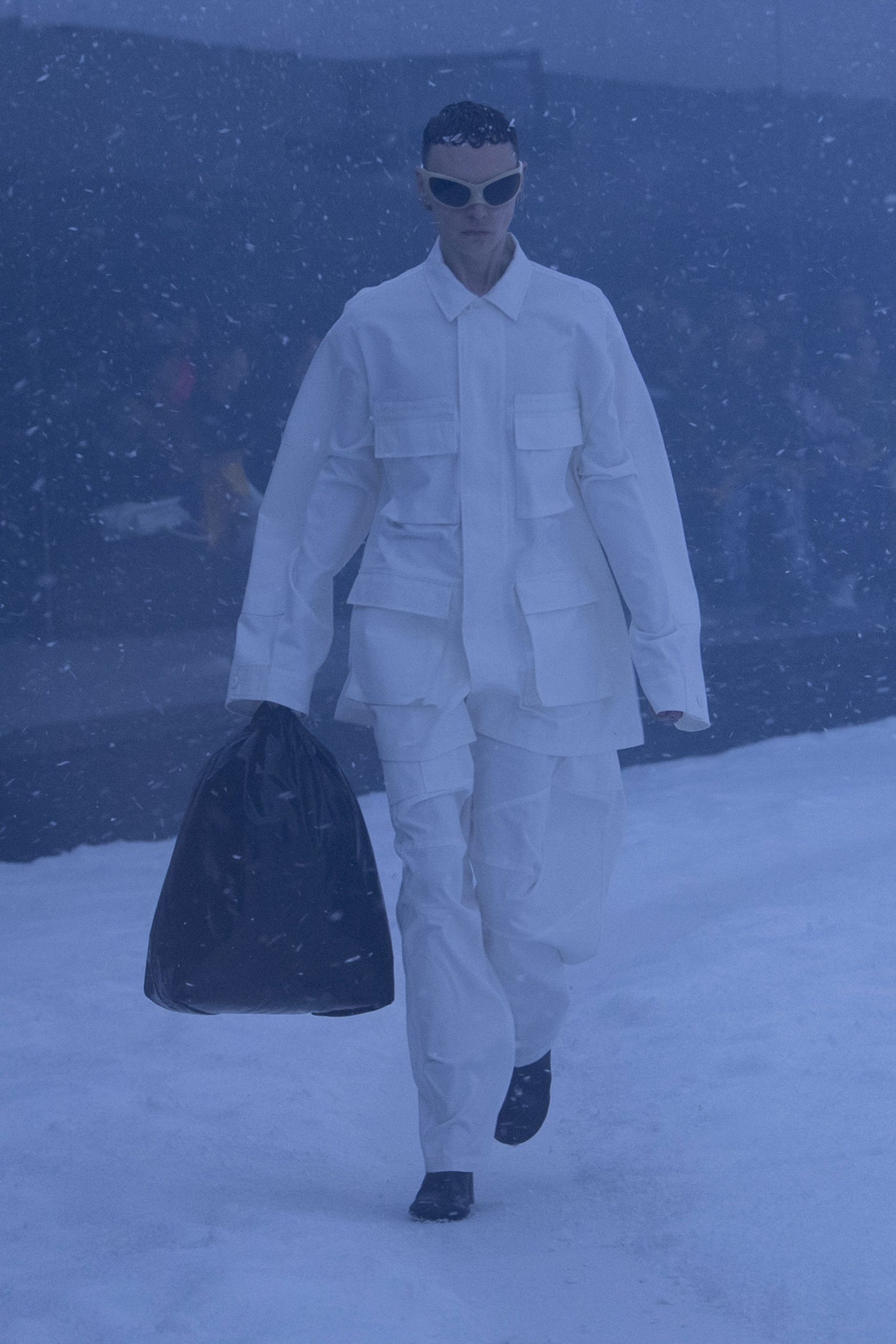 Balenciaga RTW Thu Đông 2022 look 62