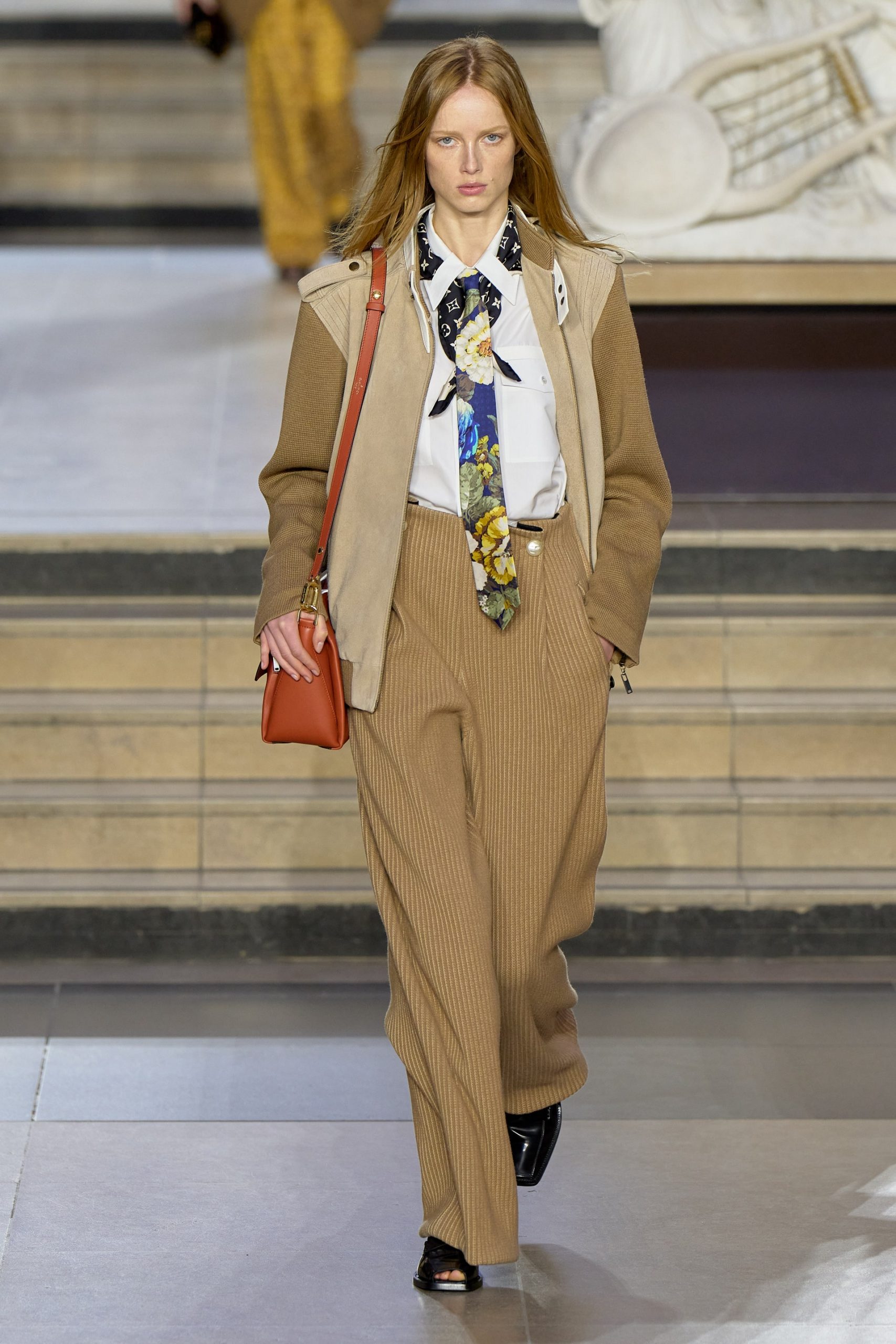 Louis Vuitton Thu Đông 2022 look 3