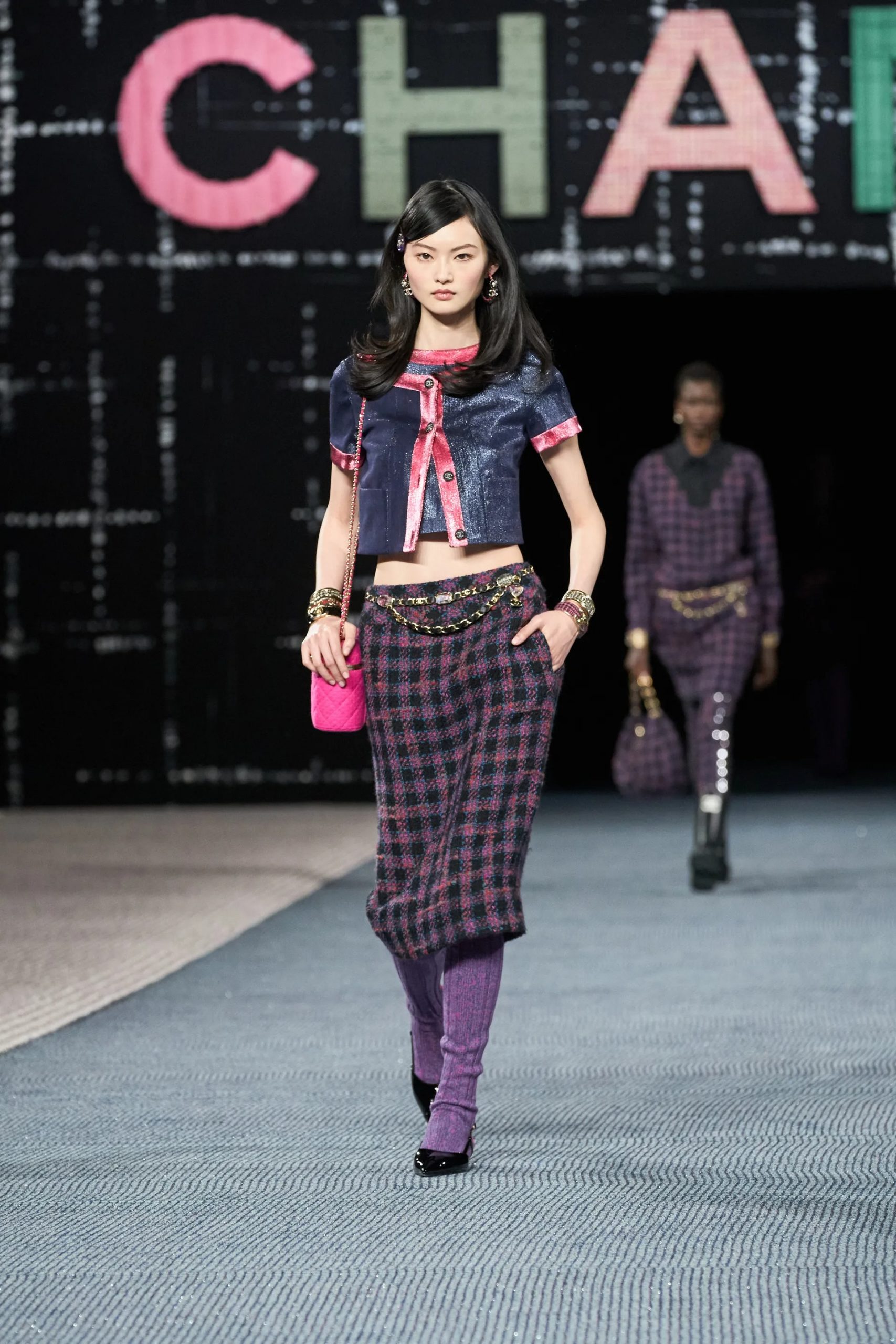 Chanel RTW Thu Đông 2022 look 17