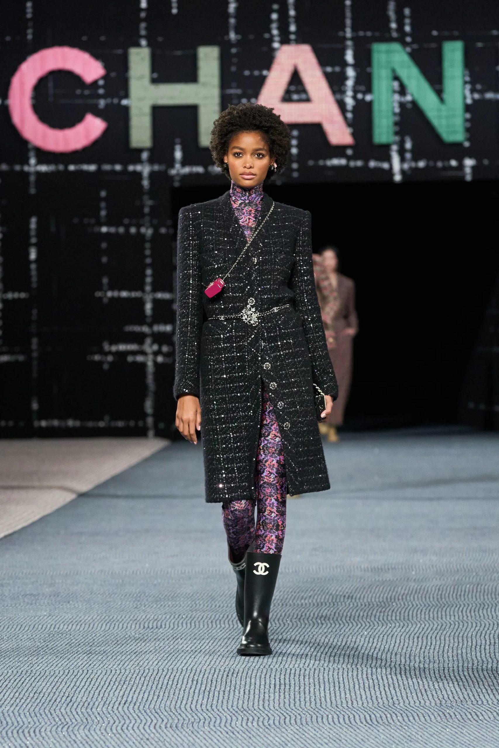 Chanel RTW Thu Đông 2022 look 22