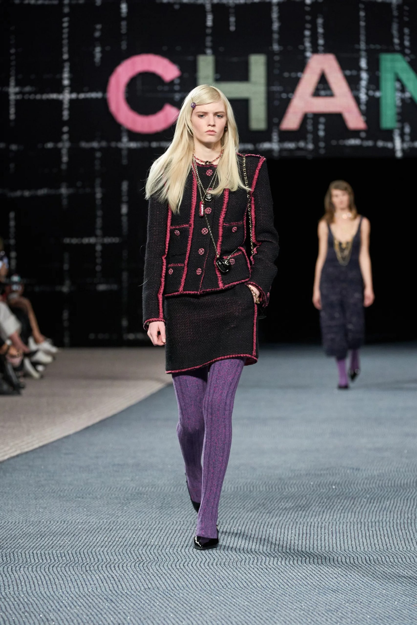 Chanel RTW Thu Đông 2022 look 46