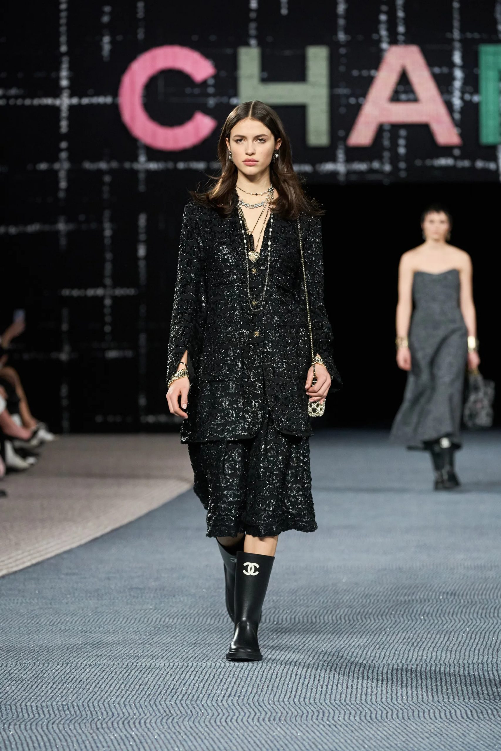 Chanel RTW Thu Đông 2022 look 58