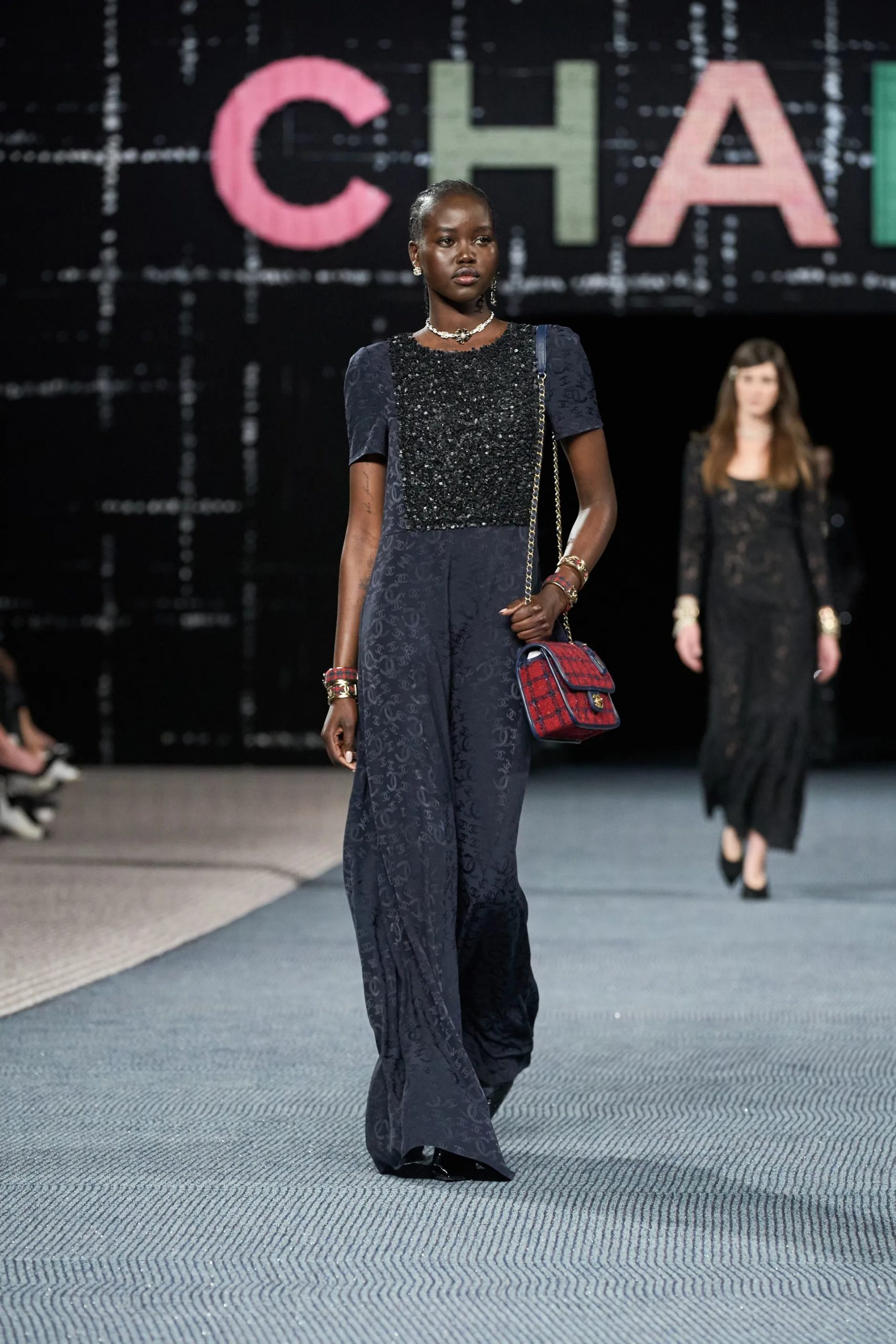 Chanel RTW Thu Đông 2022 look 67