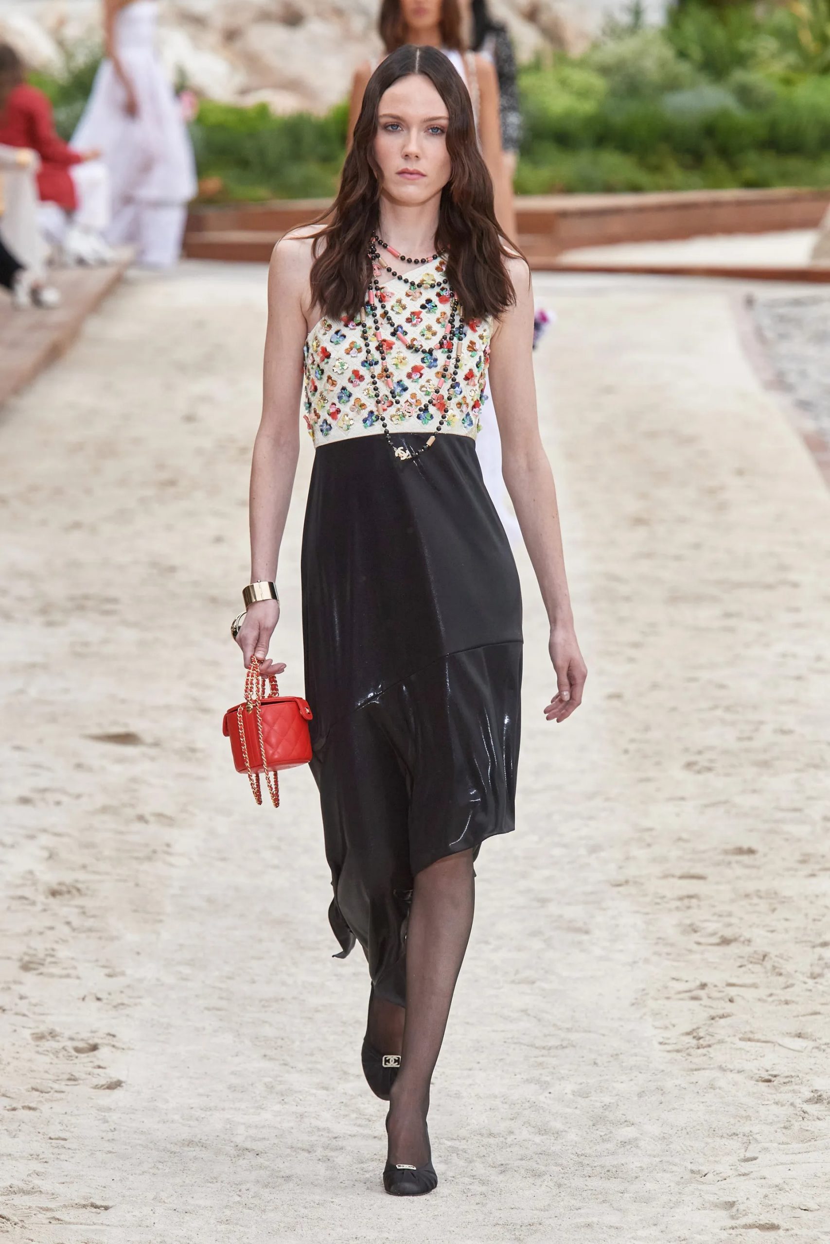 CHANEL Cruise 2023 look 59