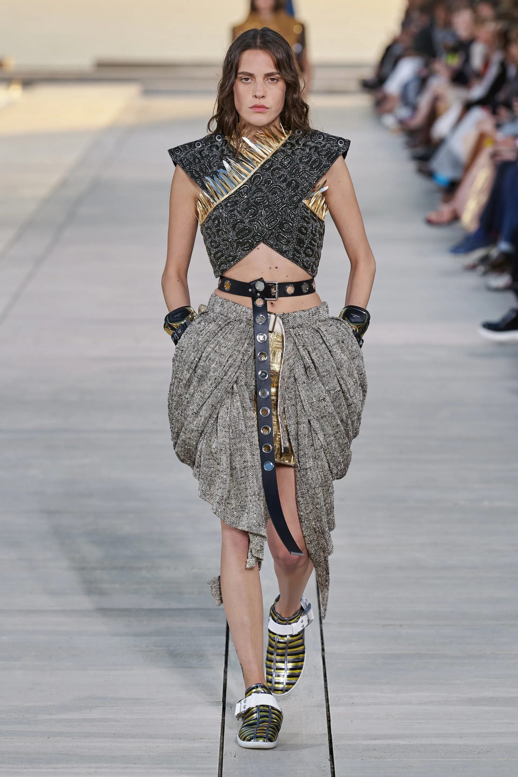Louis Vuitton Cruise 2023 look 11