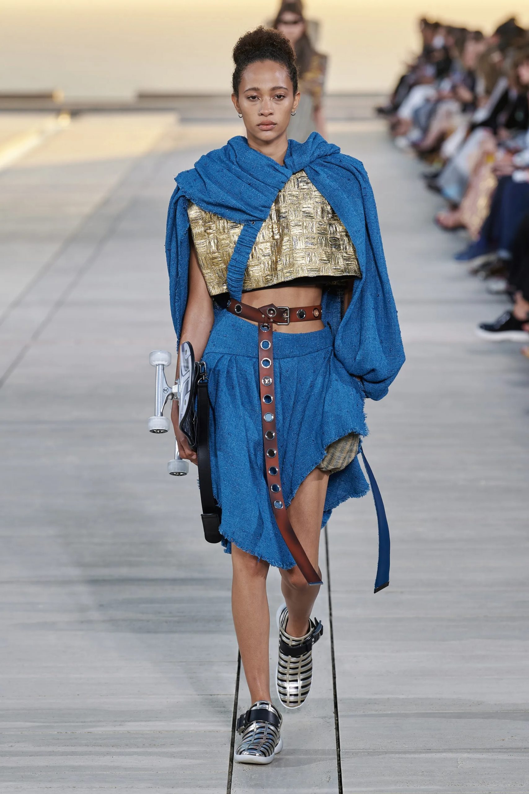 Louis Vuitton Cruise 2023 look 13