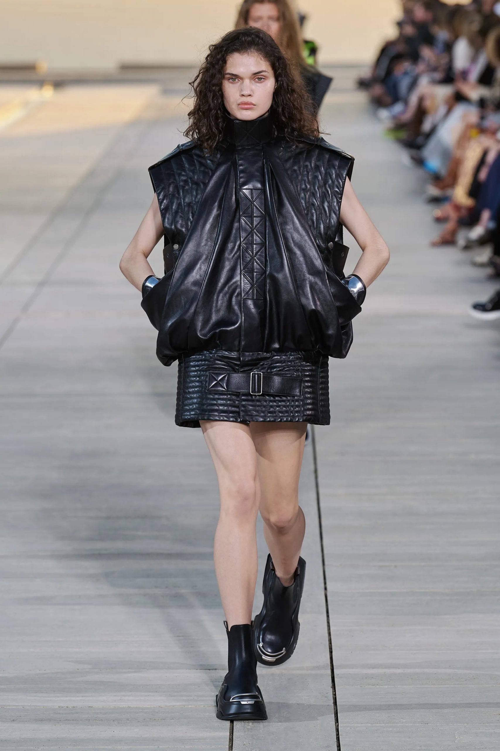 Louis Vuitton Cruise 2023 look 35