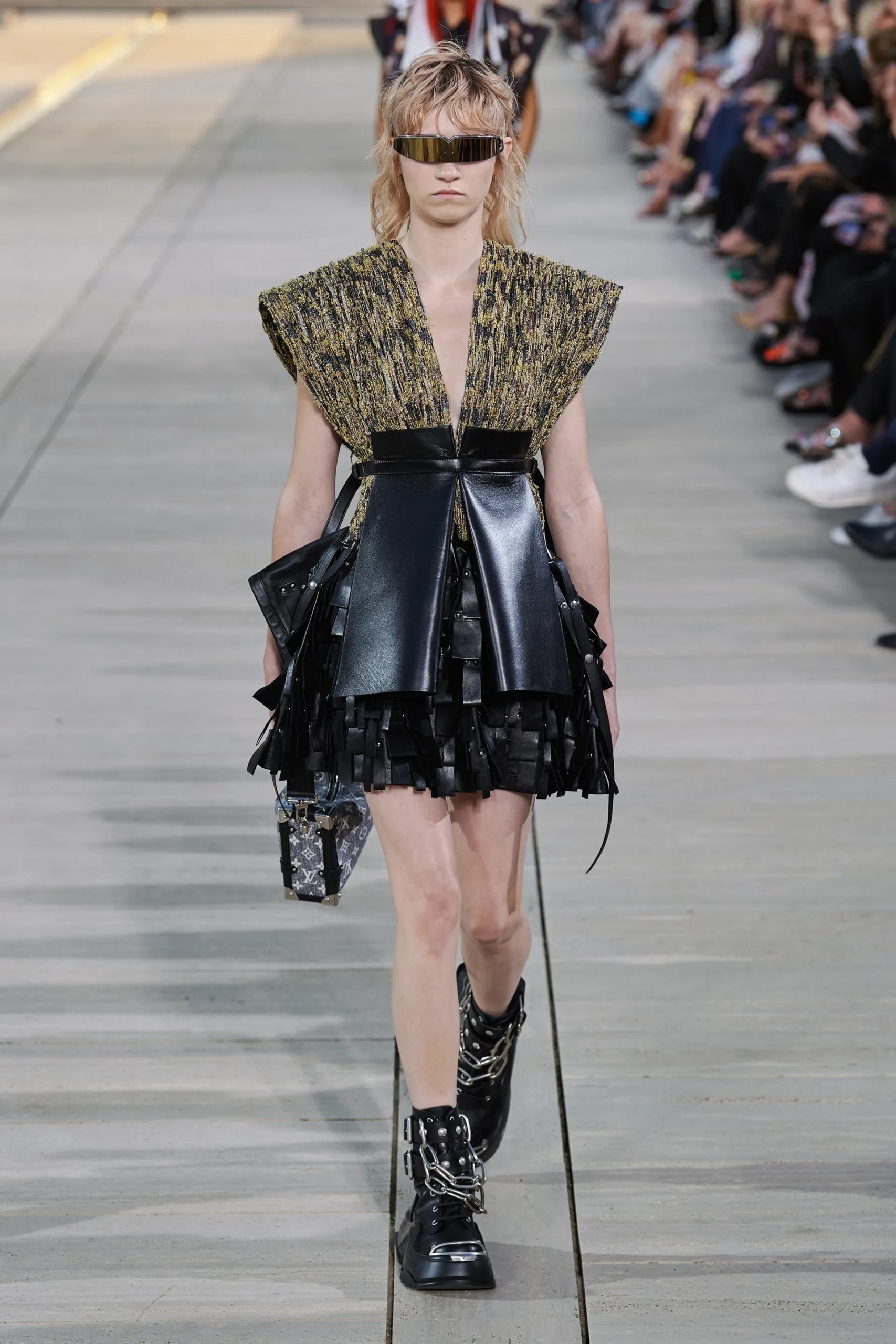 Louis Vuitton Cruise 2023 look 38