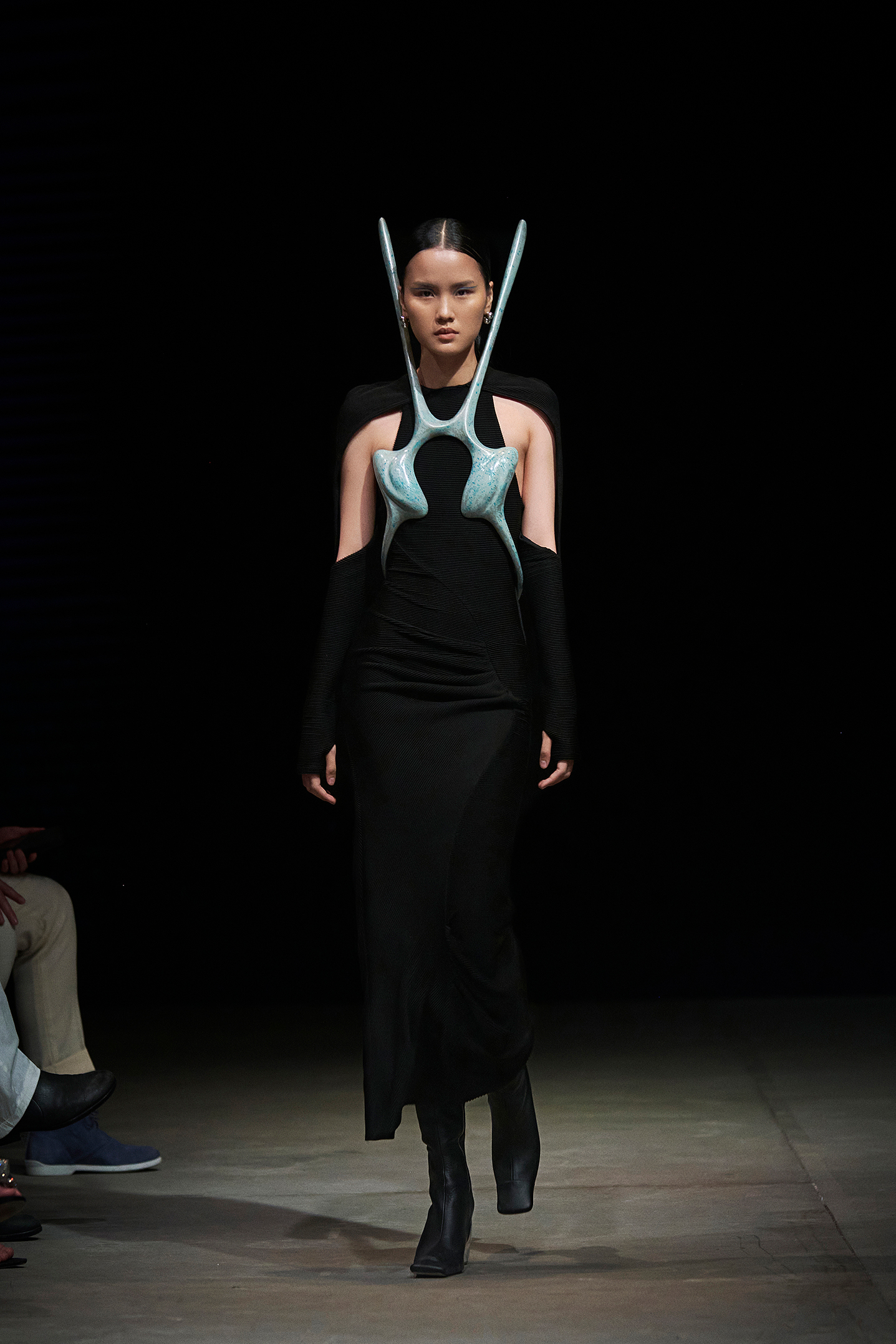 BST INFLOWING của NTK Cường Đàm look 15