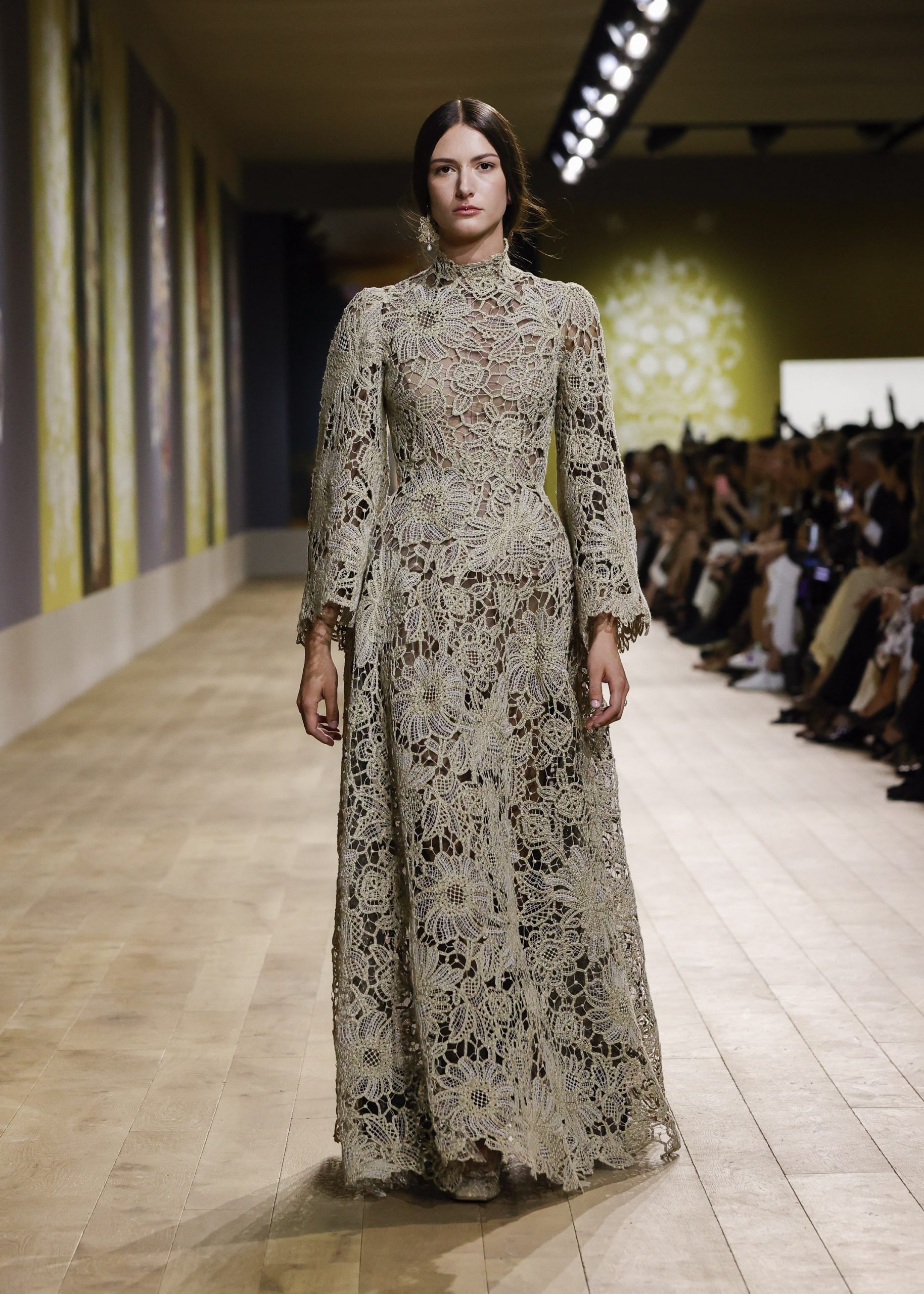 DIOR HAUTE COUTURE AW 2022-2023 LOOK 17