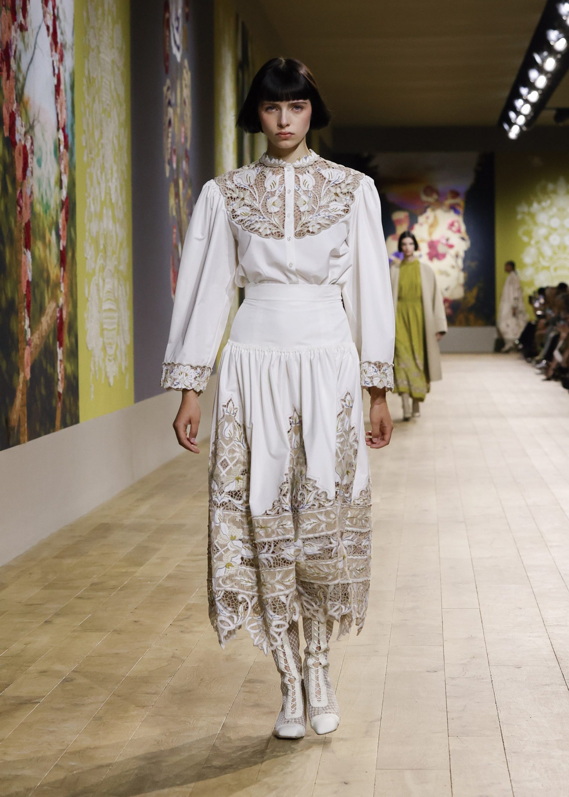 The DIOR HAUTE COUTURE AW 2022-2023 LOOK 9