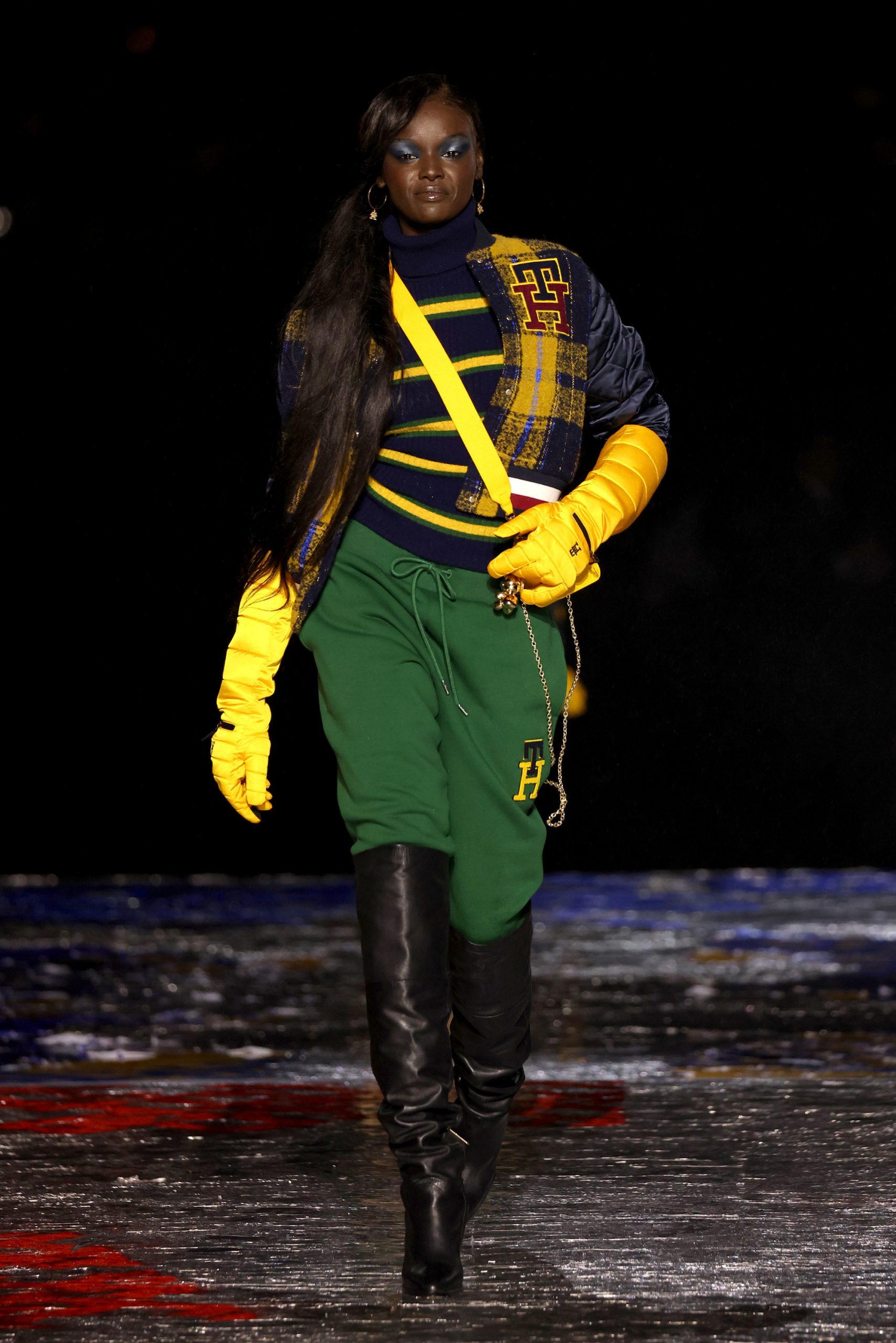 Tommy Hilfiger Thu Đông 2022 look 15
