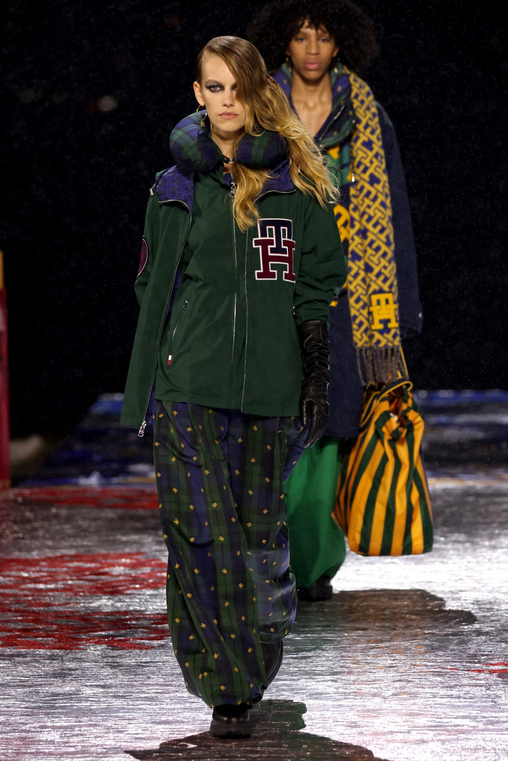 Tommy Hilfiger Thu Đông 2022 look 27