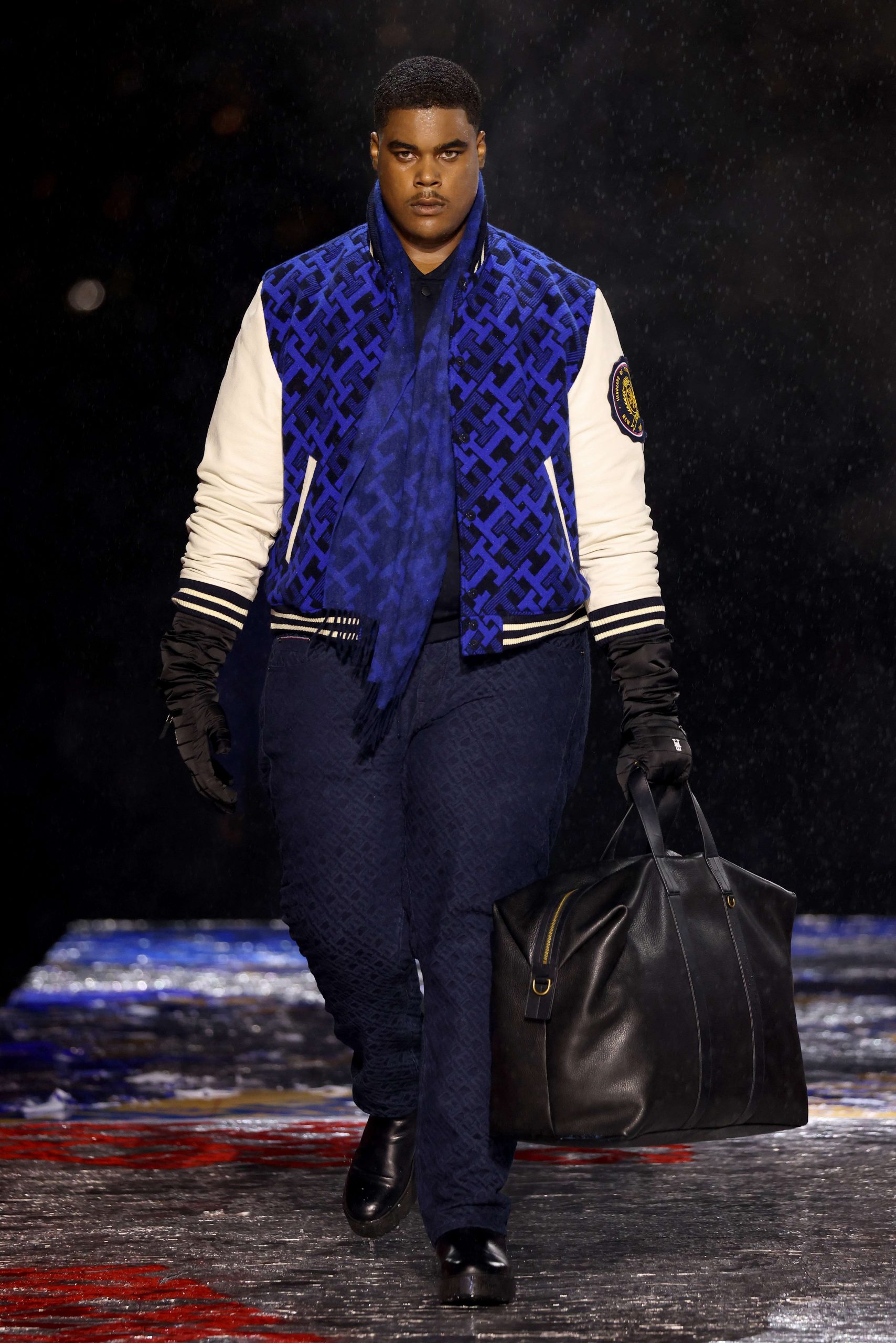 Tommy Hilfiger Thu Đông 2022 look 32