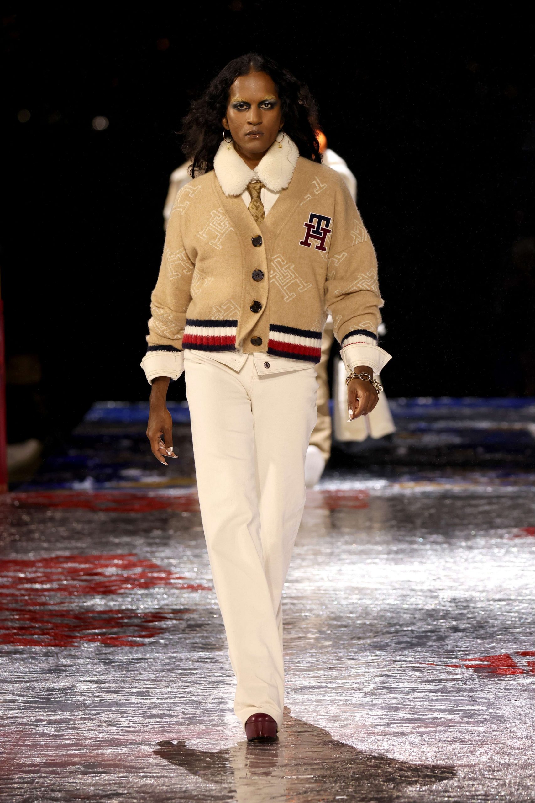 Tommy Hilfiger Thu Đông 2022 look 55