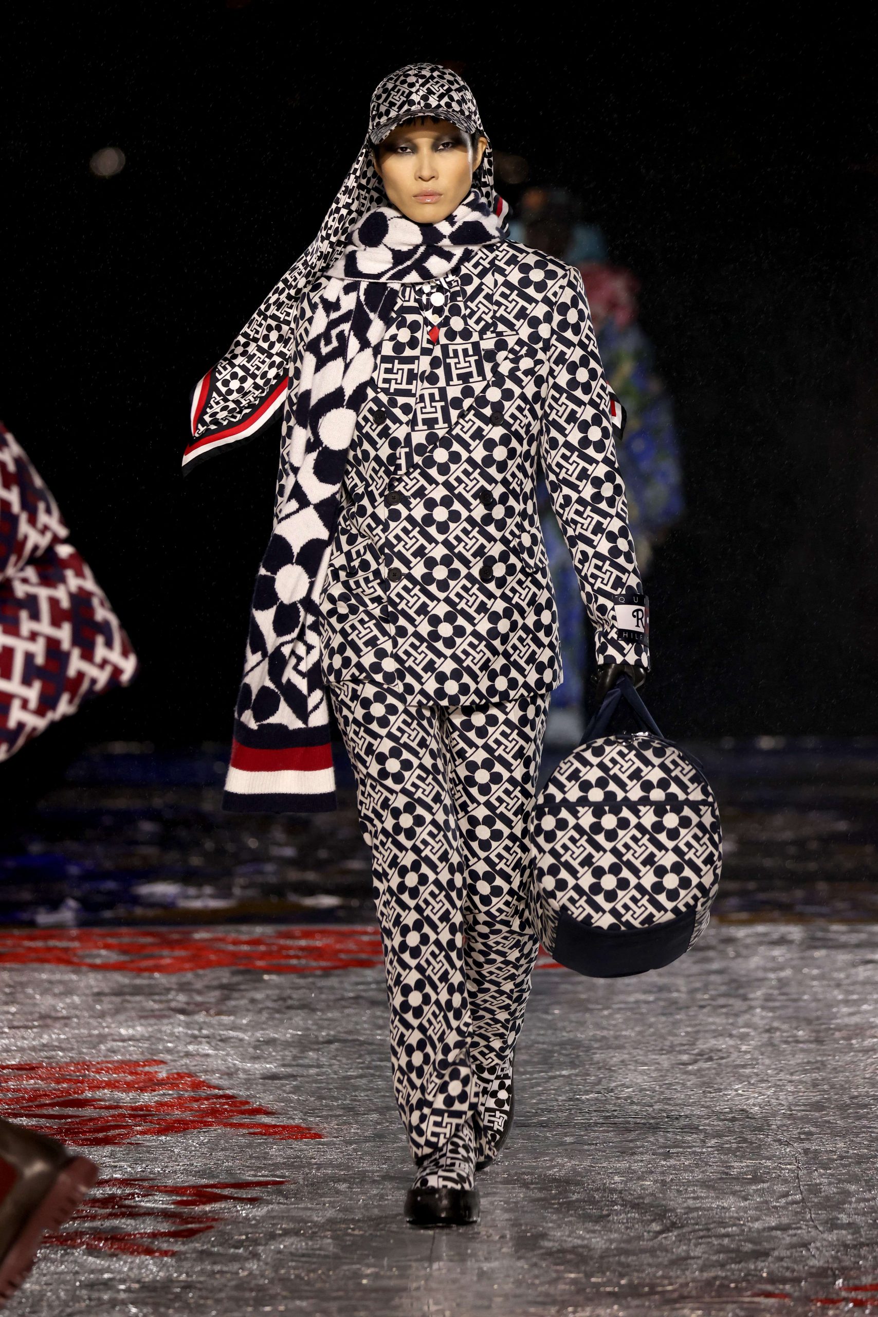 Tommy Hilfiger Thu Đông 2022 look 72