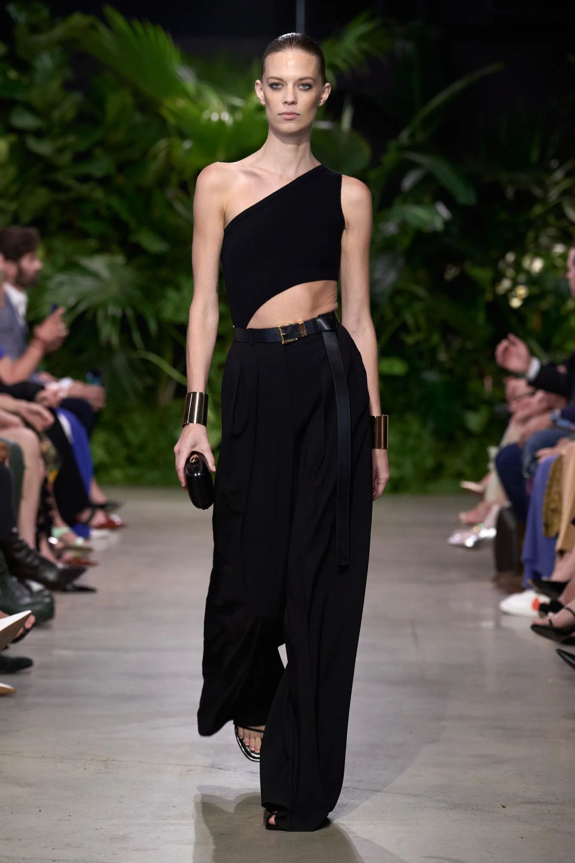MK xuân hè 2023 look 56