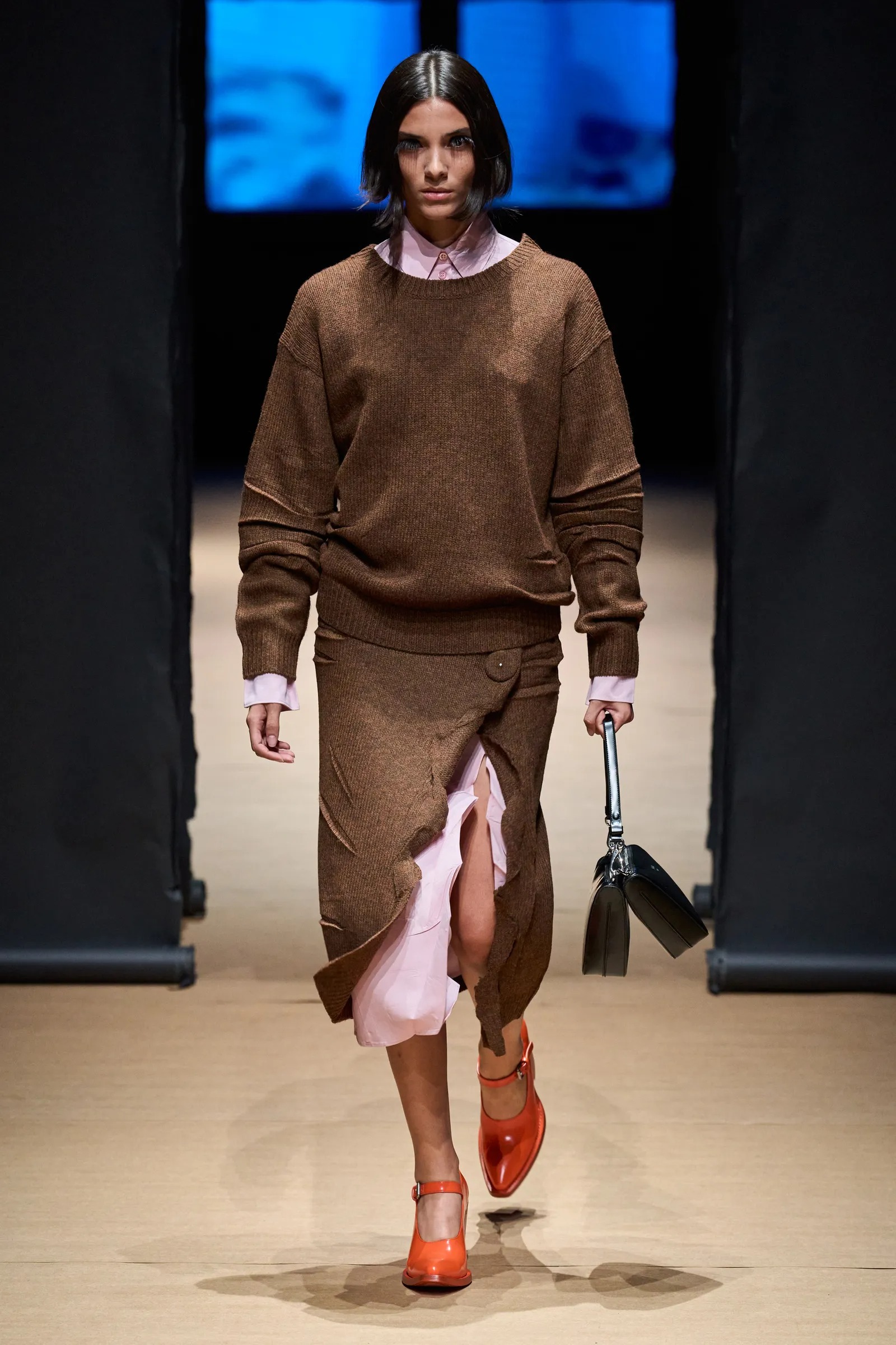 Prada Xuân Hè 2023 look 14