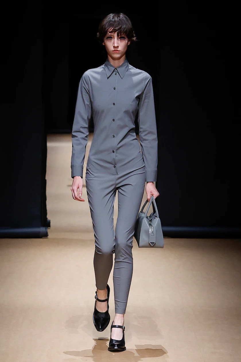 Prada Xuân Hè 2023 look 3