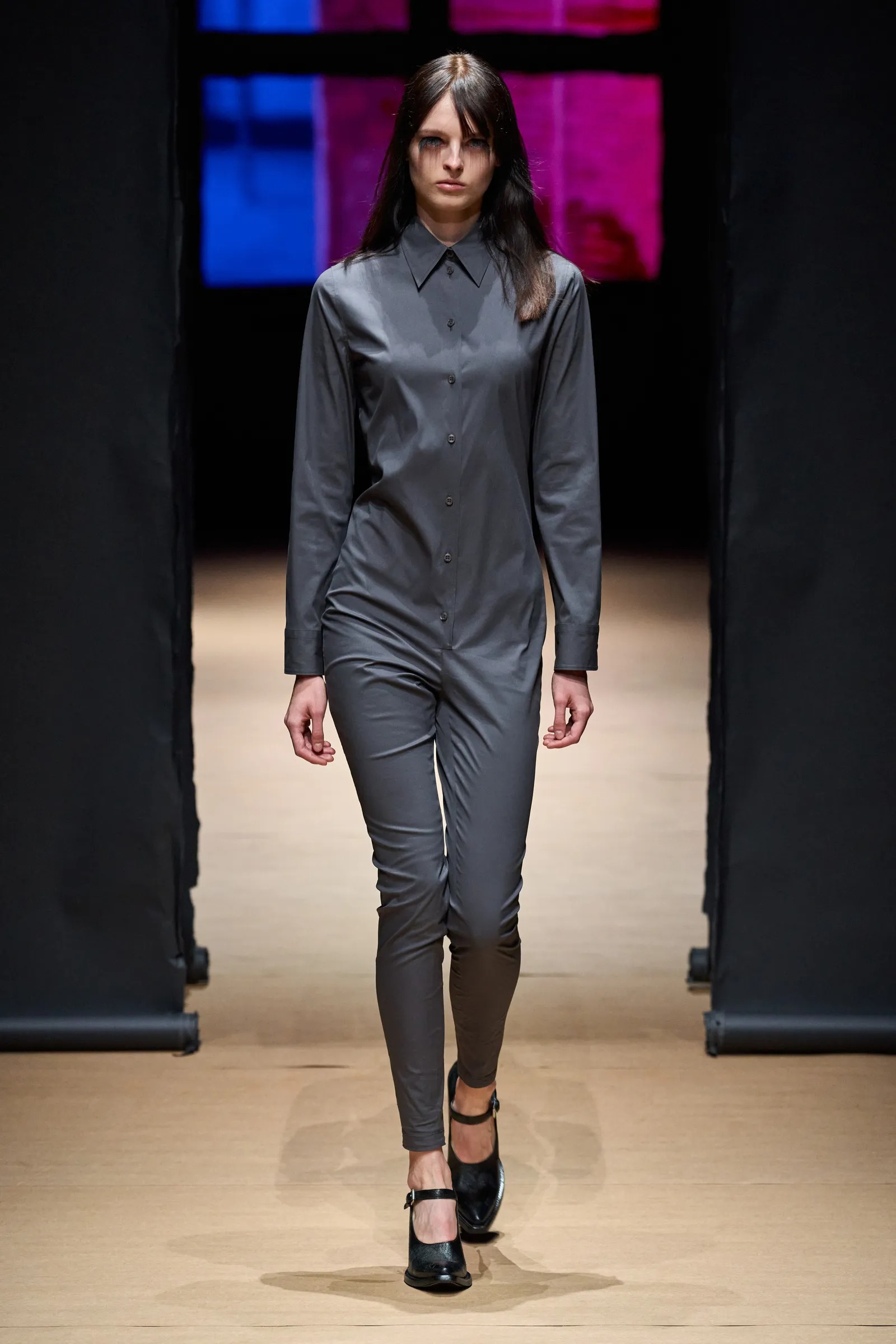 Prada Xuân Hè 2023 look 6
