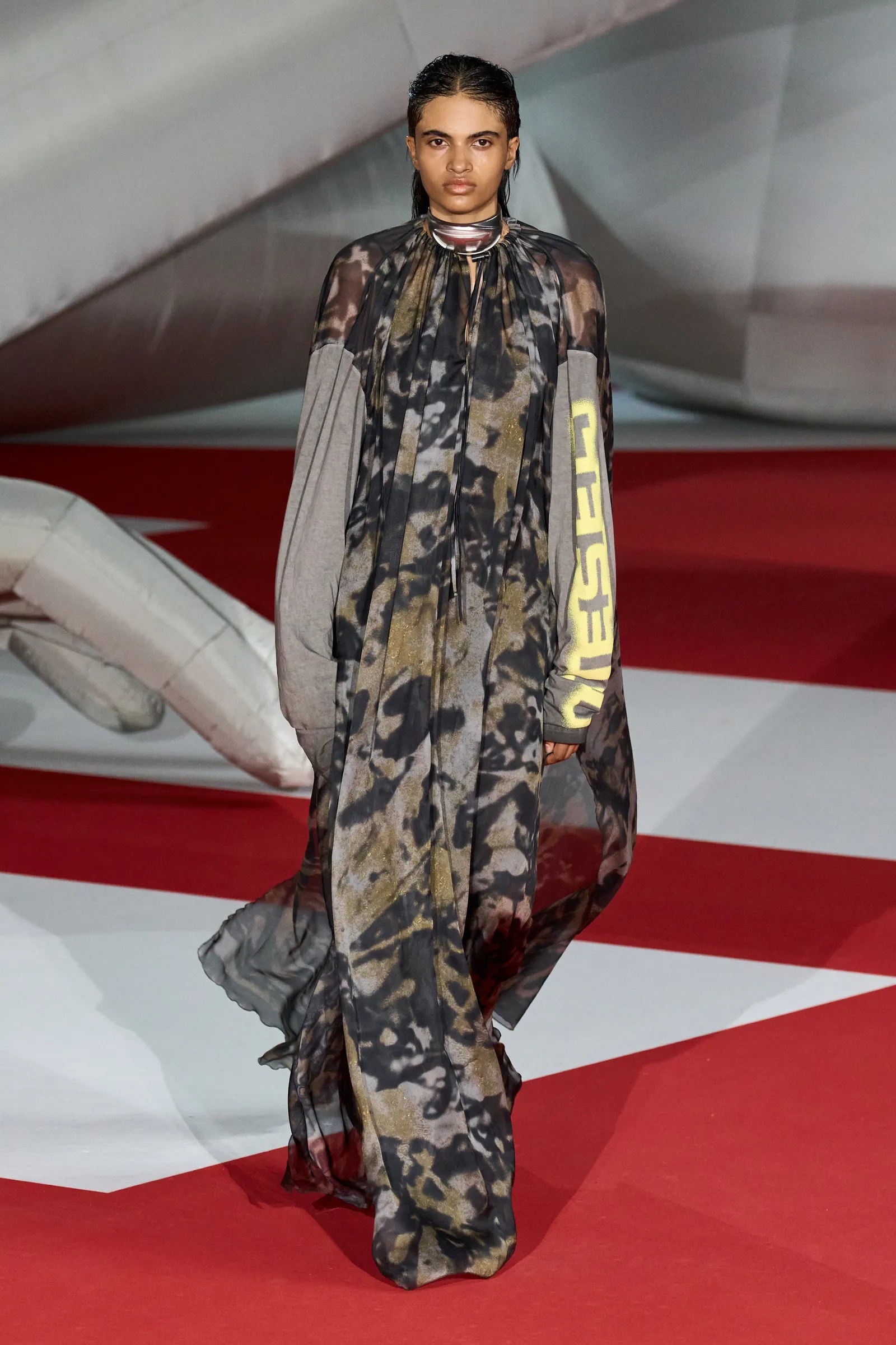 diesel xuân hè 2023 look 35