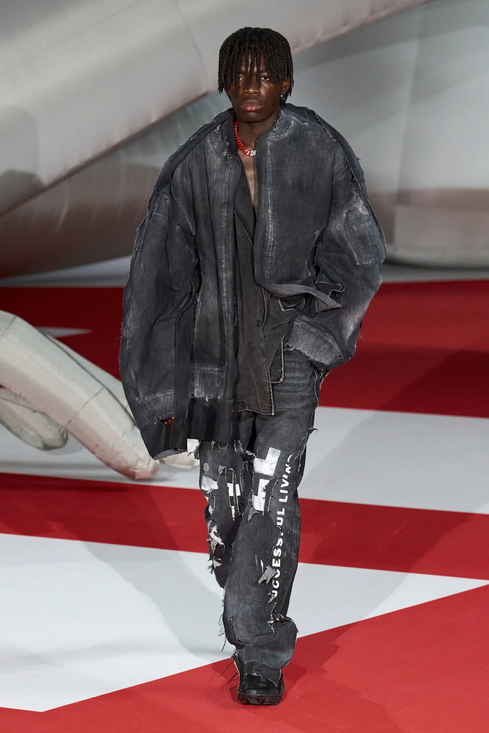 diesel xuân hè 2023 look 66