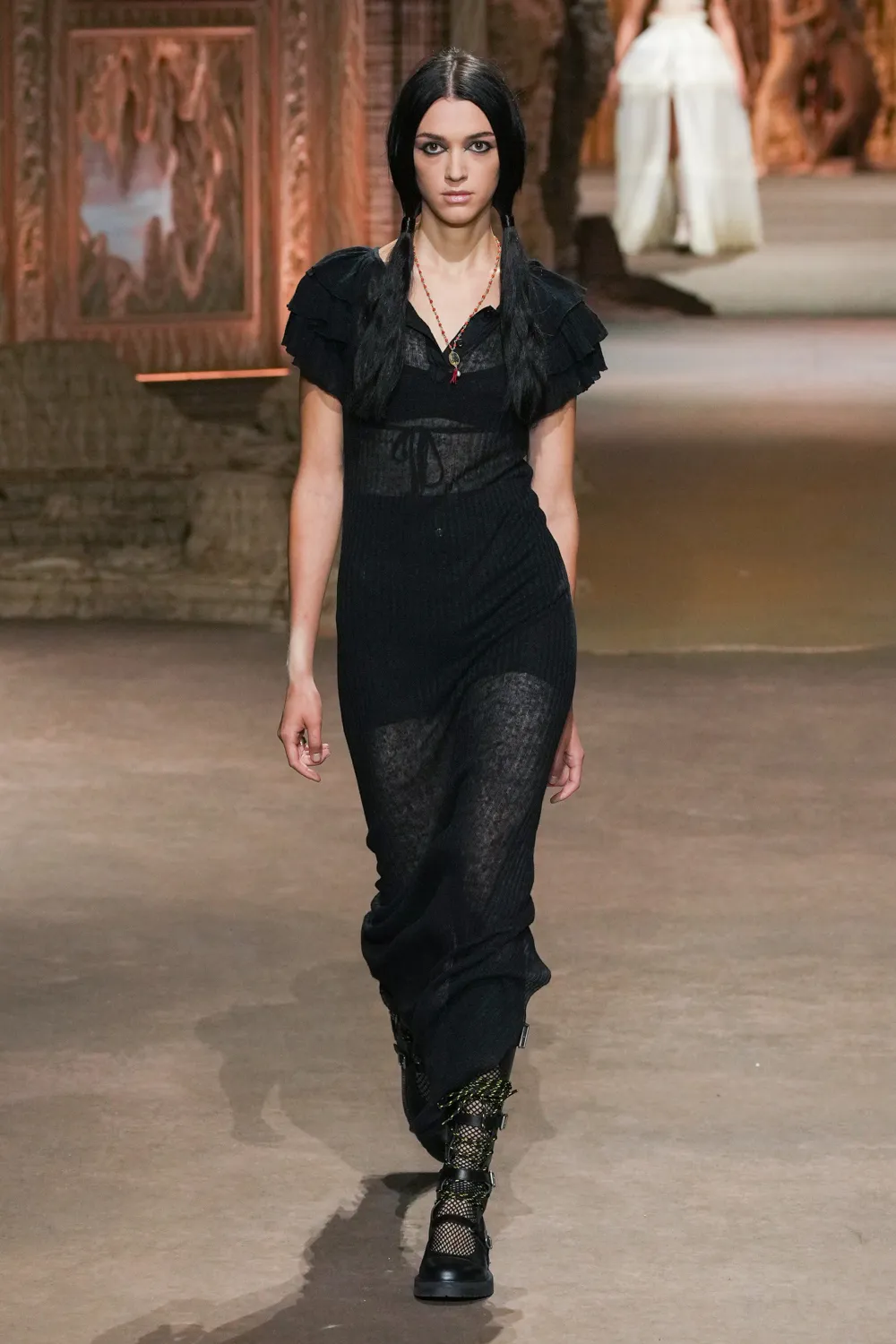 CD xuân hè 2023 look 13