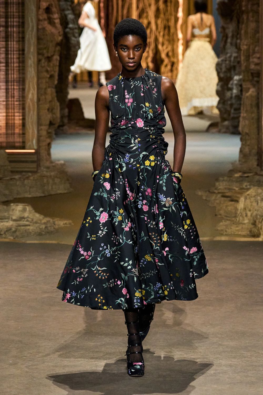 CD xuân hè 2023 look 65