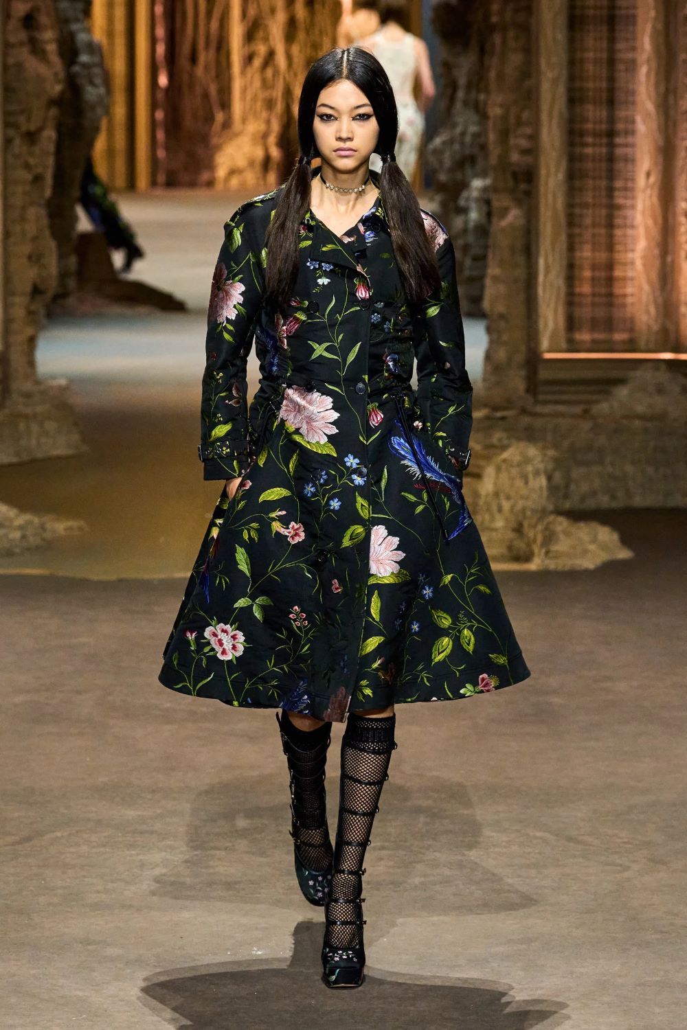 CD xuân hè 2023 look 69