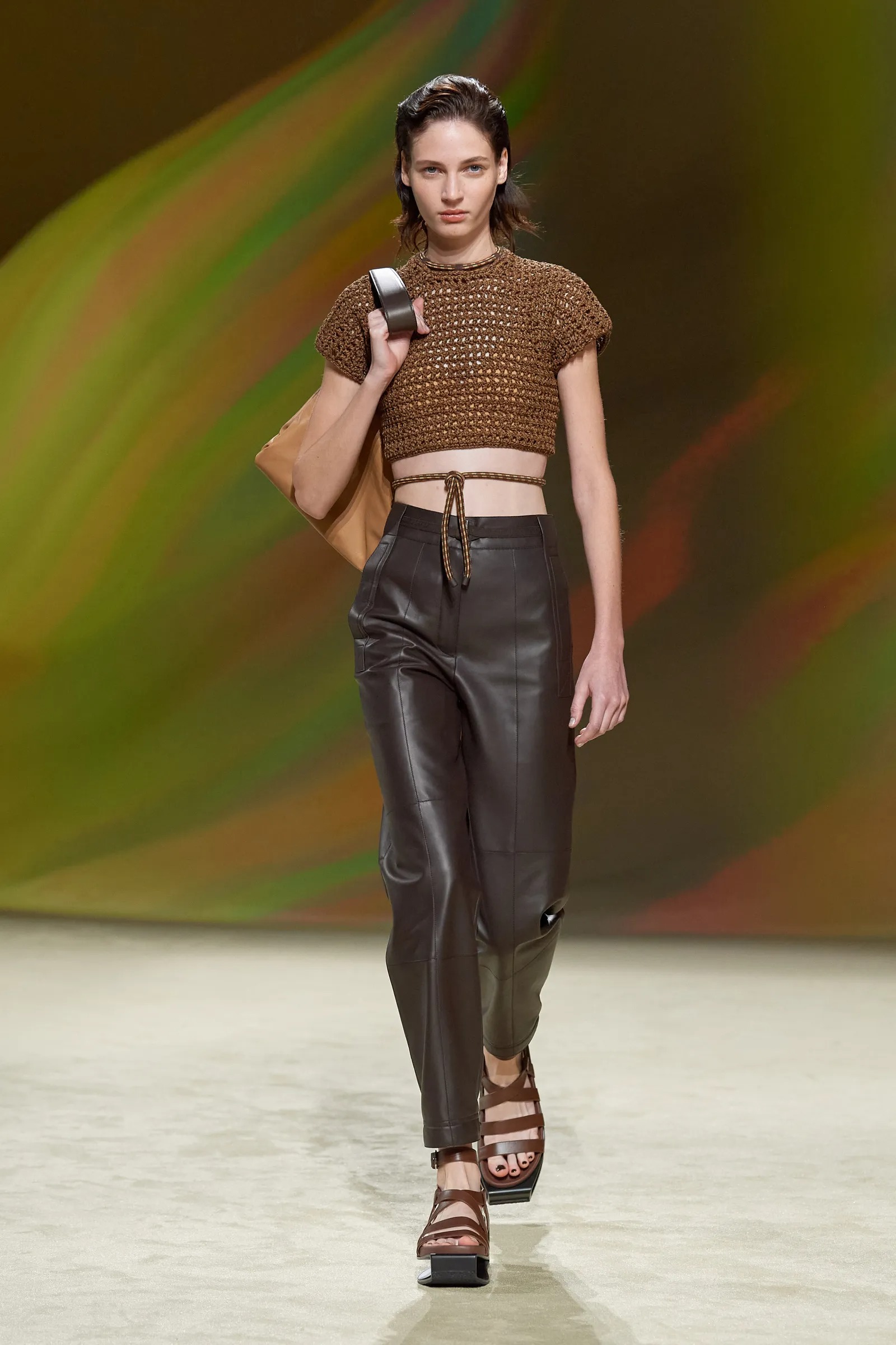 Hermès Xuân Hè 2023 look 14