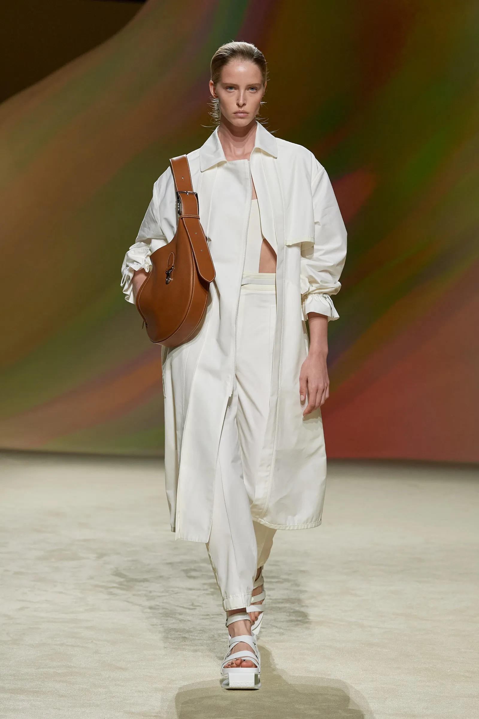 Hermès Xuân Hè 2023 look 17