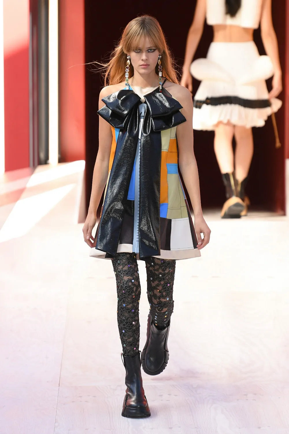 LV rtw xuân hè 2023 look 14