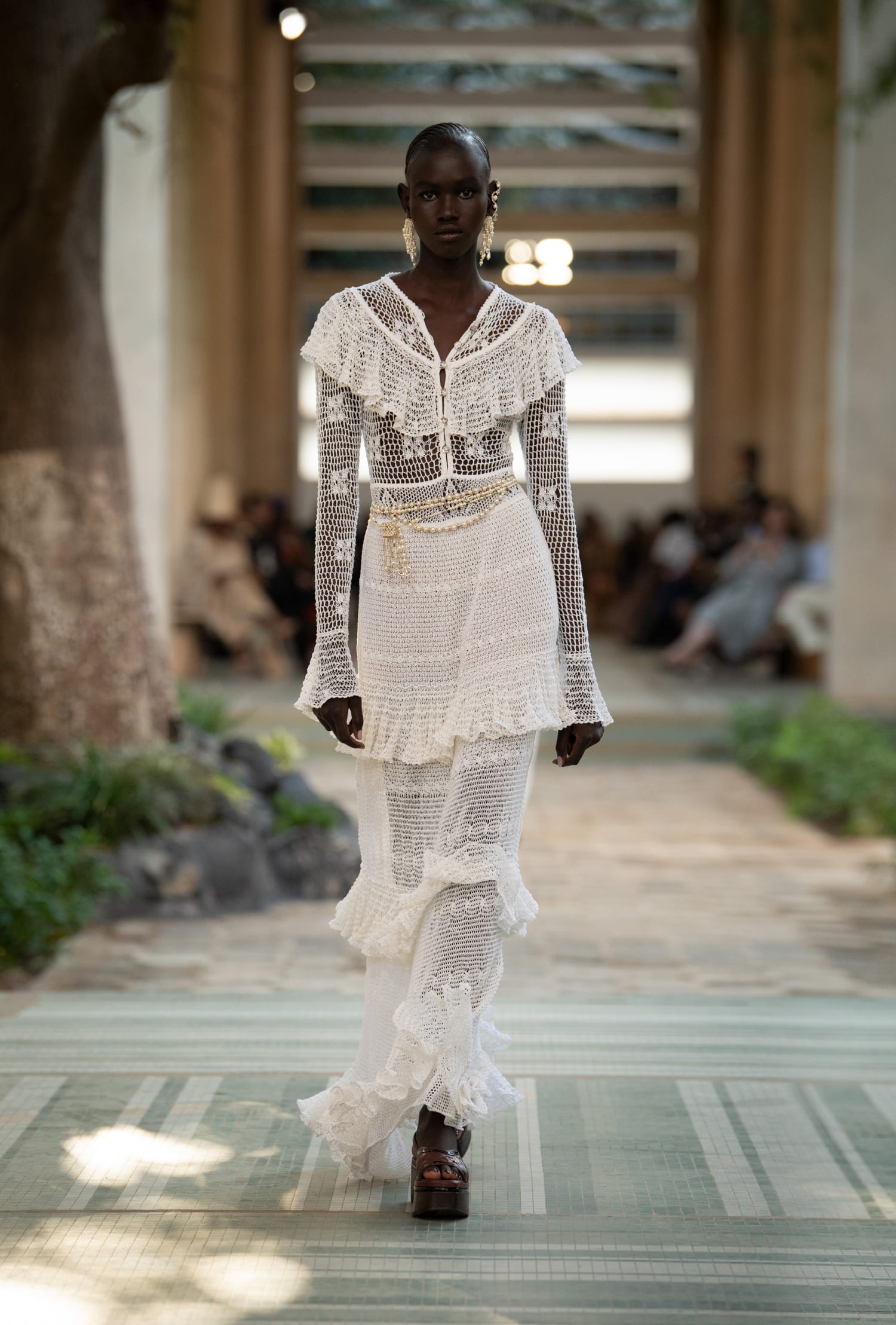 CHANEL Métiers d’art DAKAR 2023 look 43