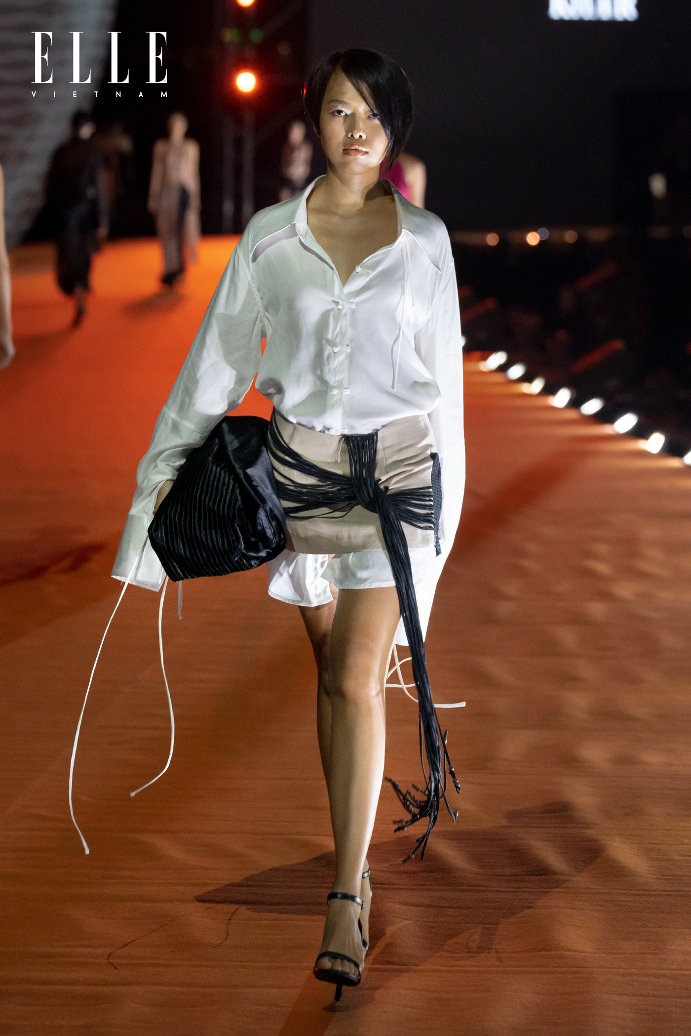 ELLE Fashion Show 2022 KHAAR BST Tóc look 14