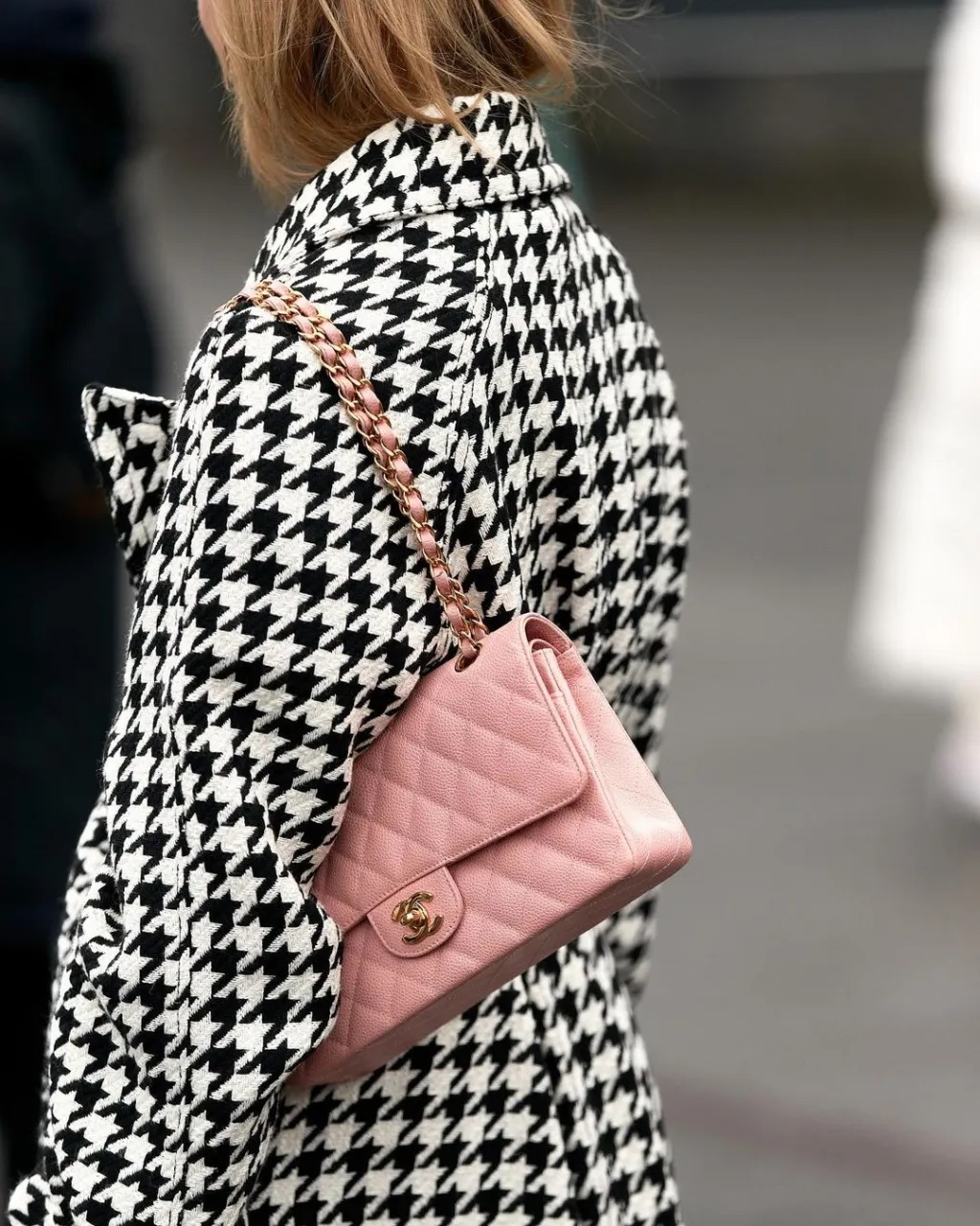 Chanel Classic Flap có giá túi xách hiệu tăng hàng năm